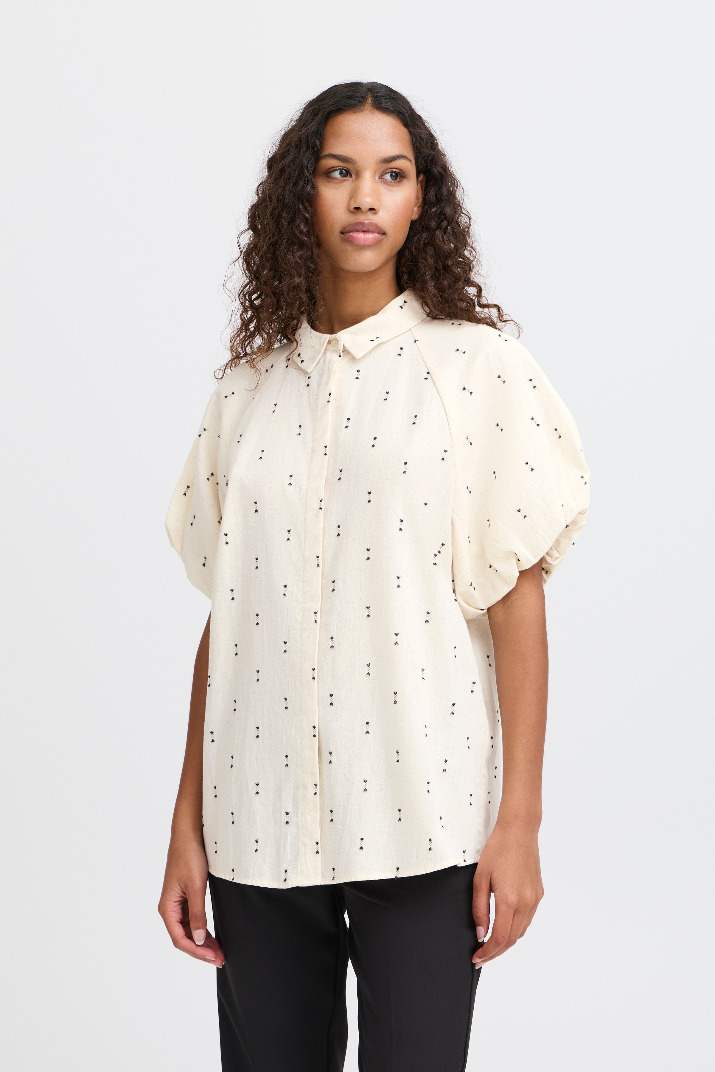 IHHIMALO Kortermet skjorte LOOKBOOK FRONT 20122353-1304011