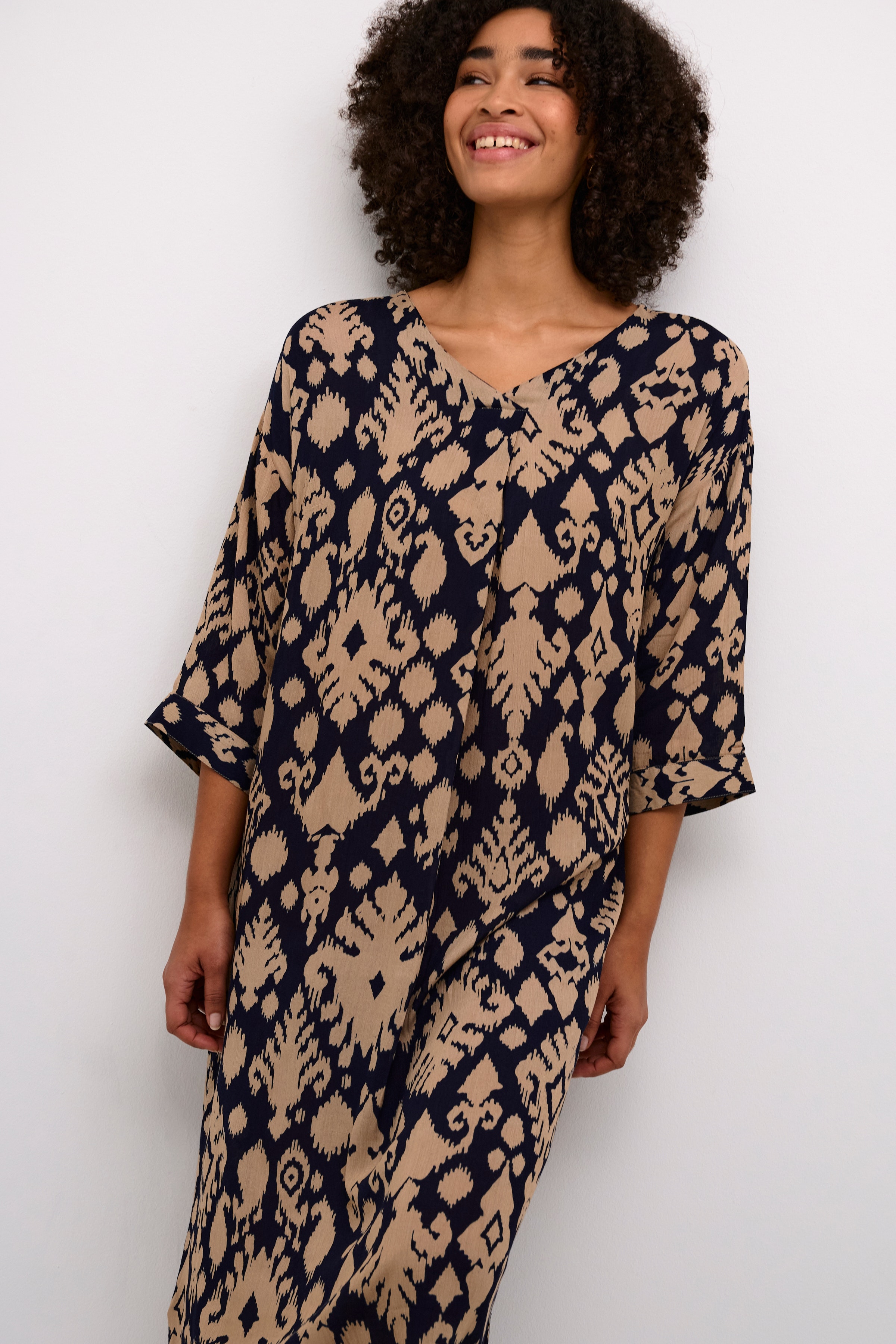 BPulla Kleid LOOKBOOK DETAIL 10590702-106049B