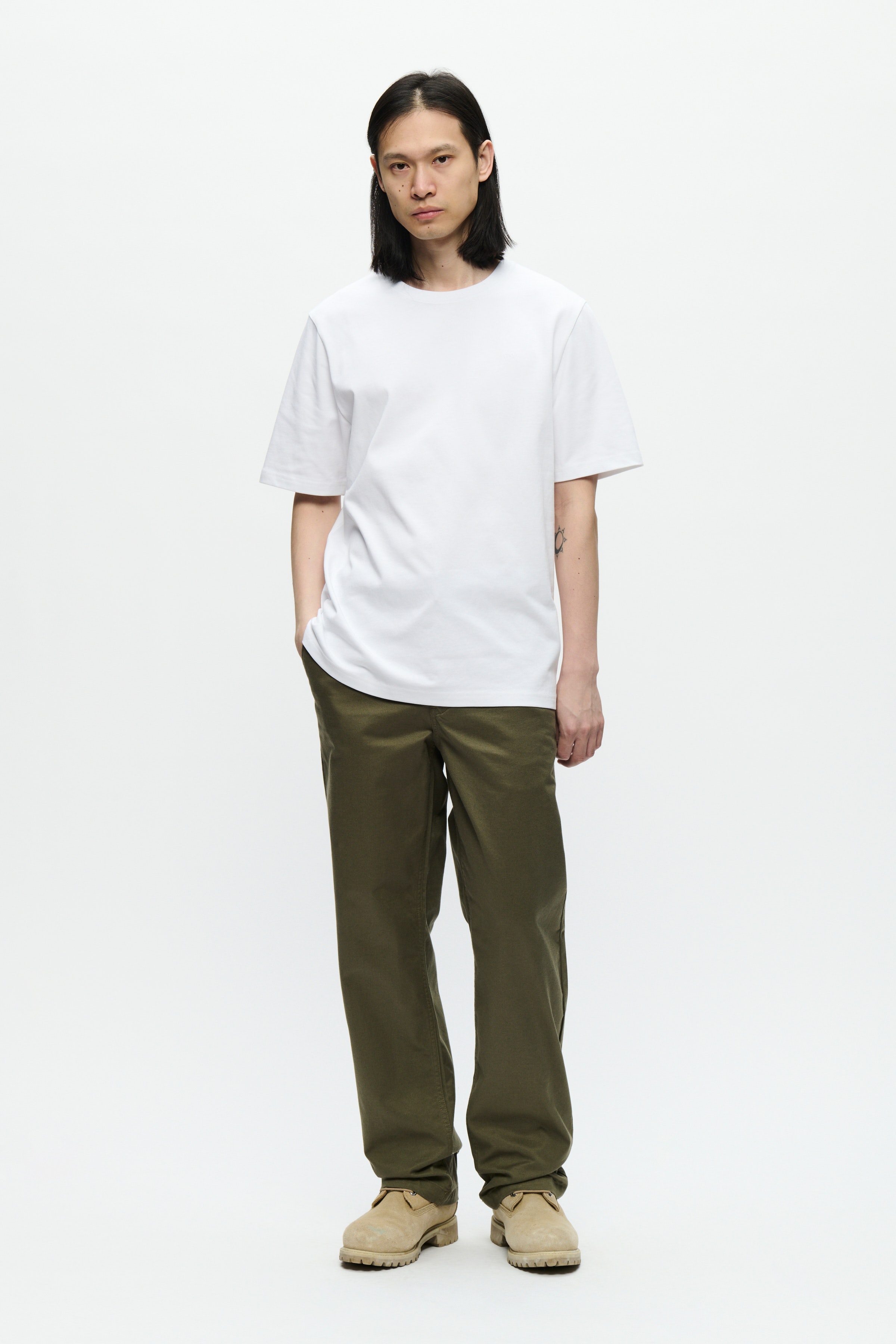 WWBobby T-shirt LOOKBOOK FRONT 30251550-110601