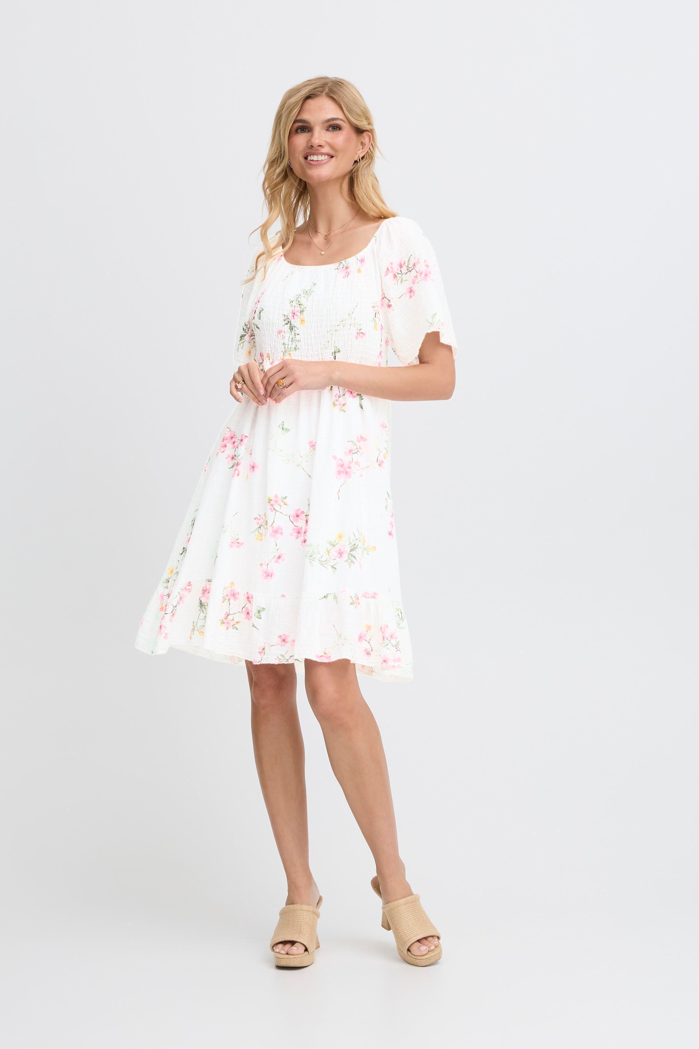 SBALEXA Kleid LOOKBOOK FRONT 22100968-110602