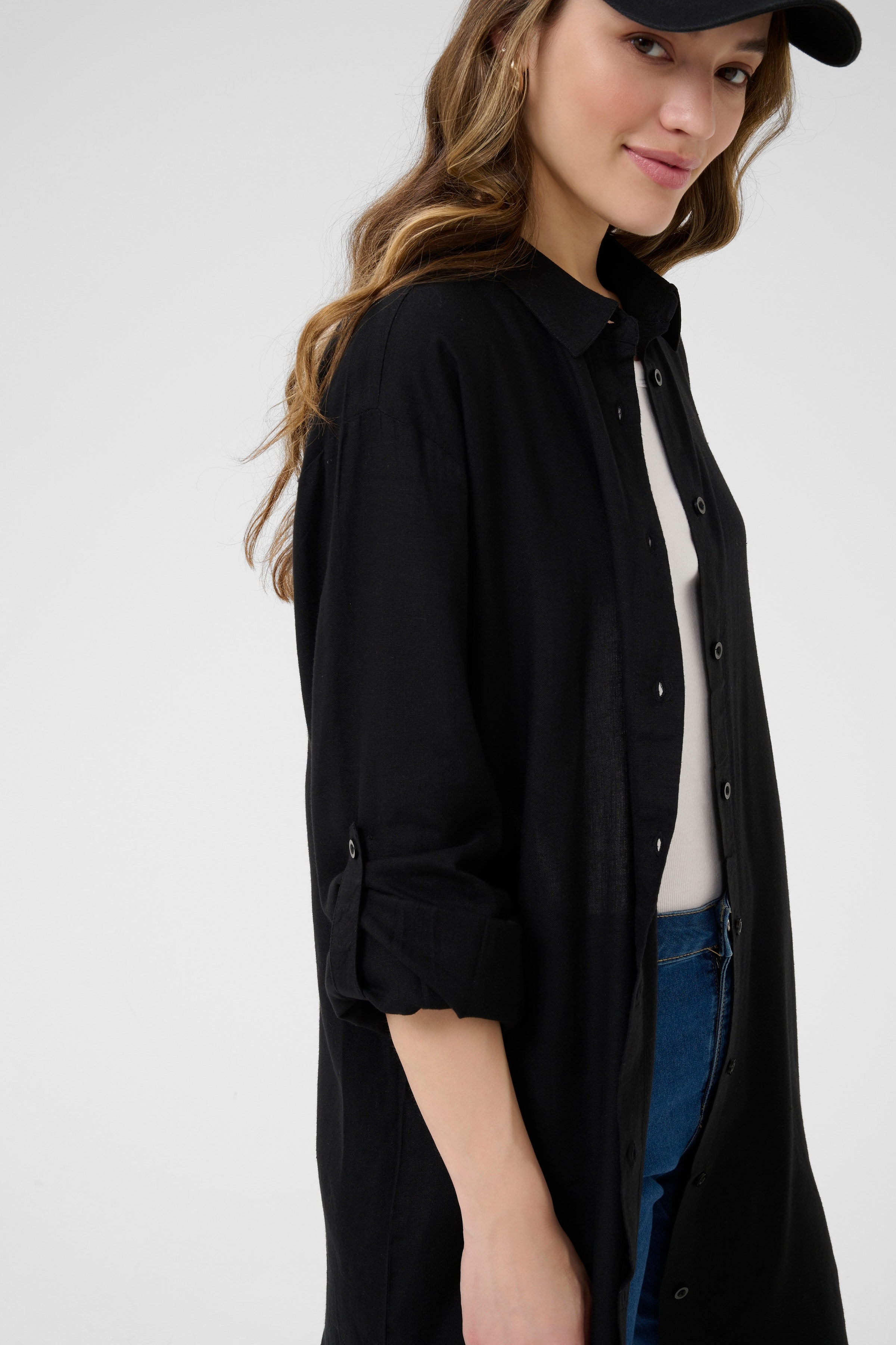 KAmilia Lin skjorte LOOKBOOK DETAIL 10508311-100121