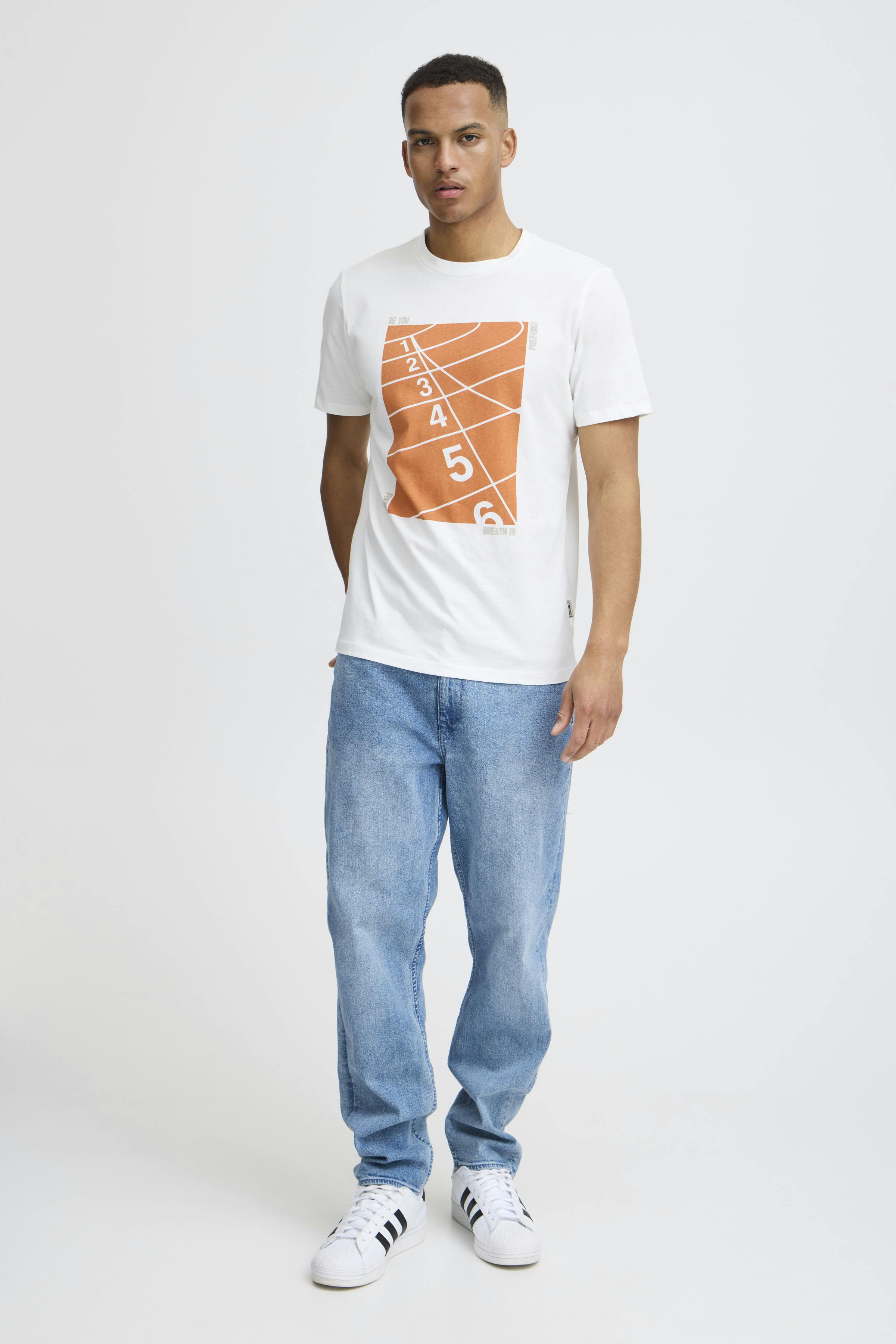 T-shirt LOOKBOOK FRONT 20717631-110602