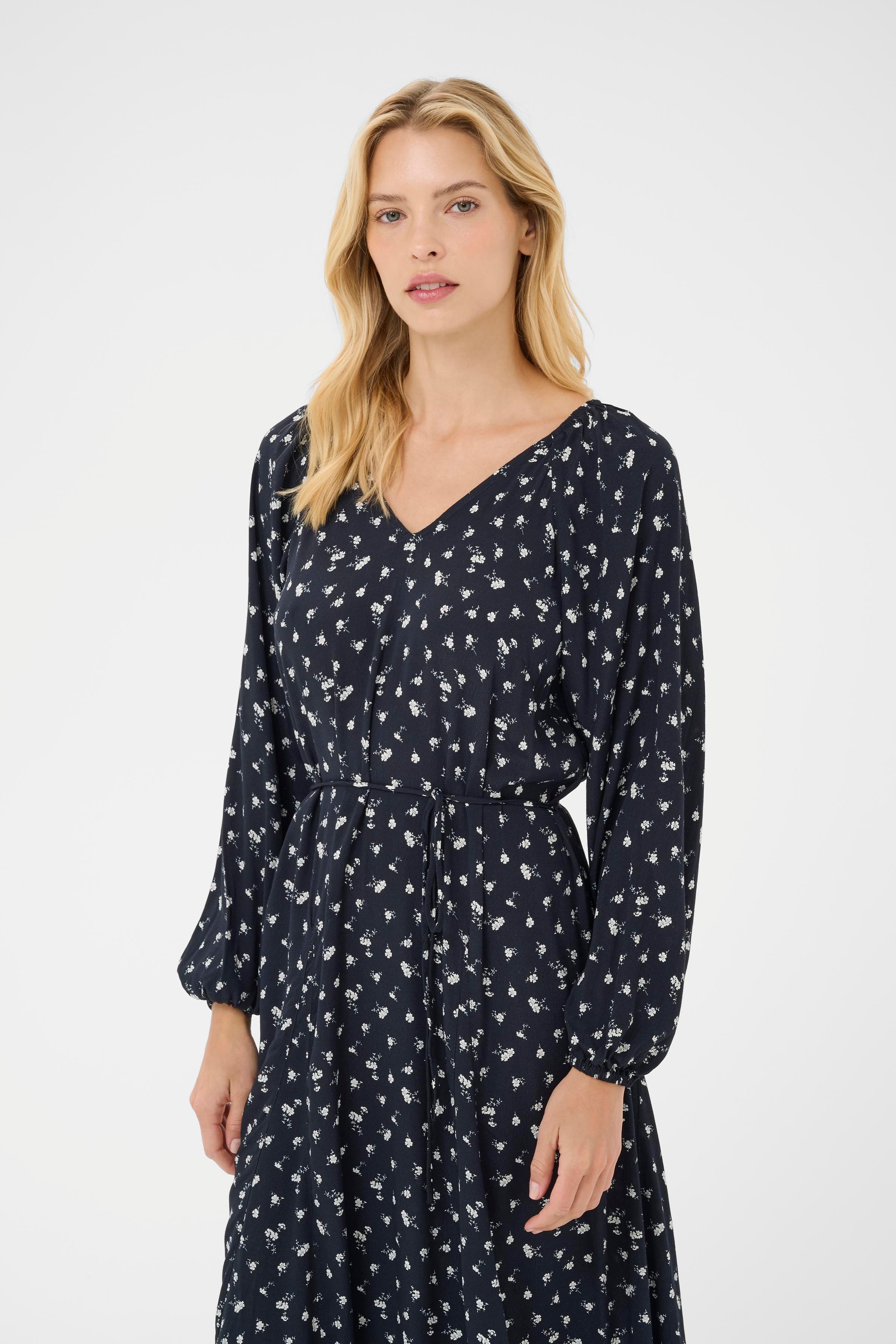 RosalinePW Dress LOOKBOOK FRONT 30310621-305016