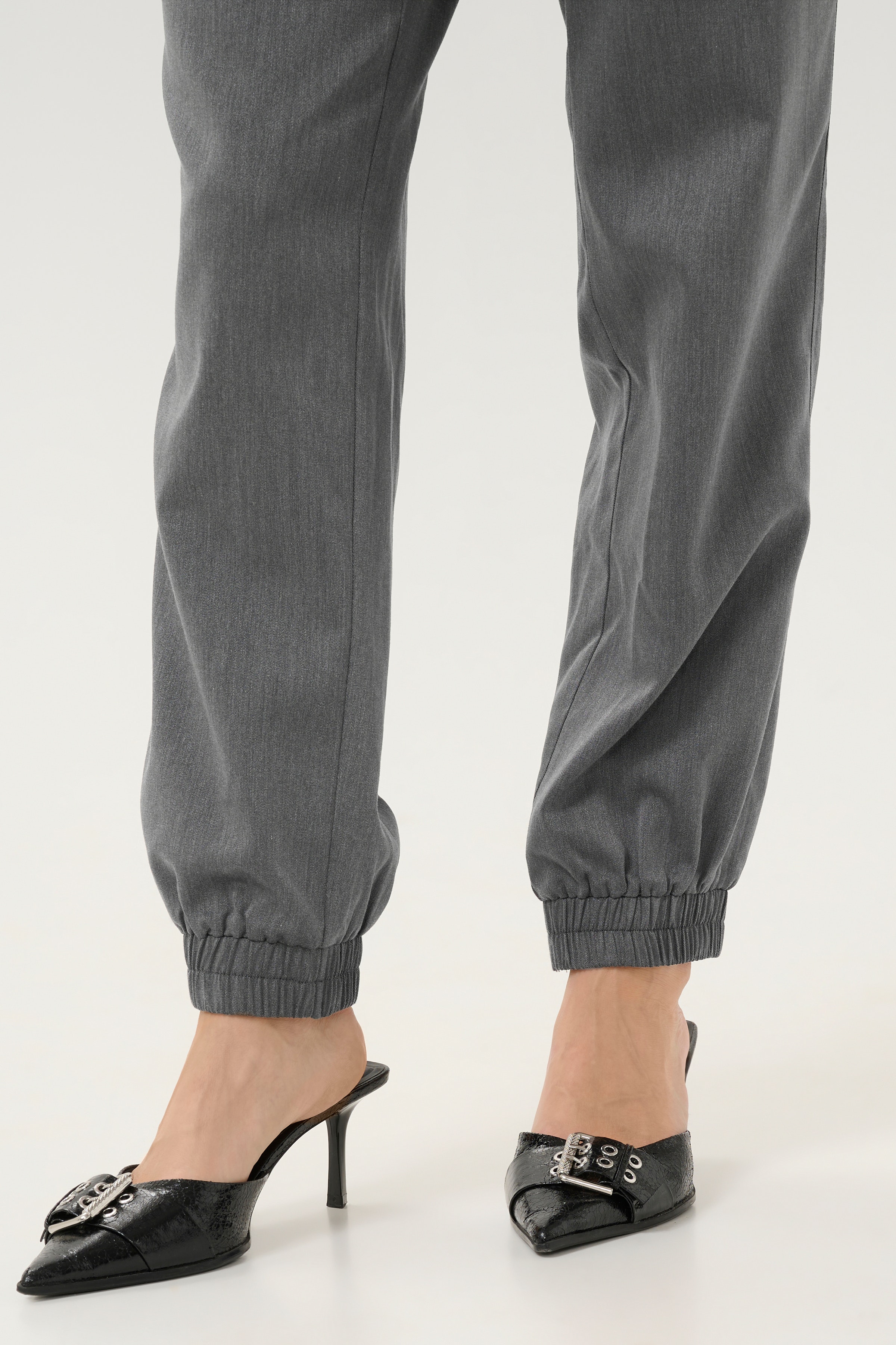 BPolga Trousers LOOKBOOK DETAIL 10590775-100125B