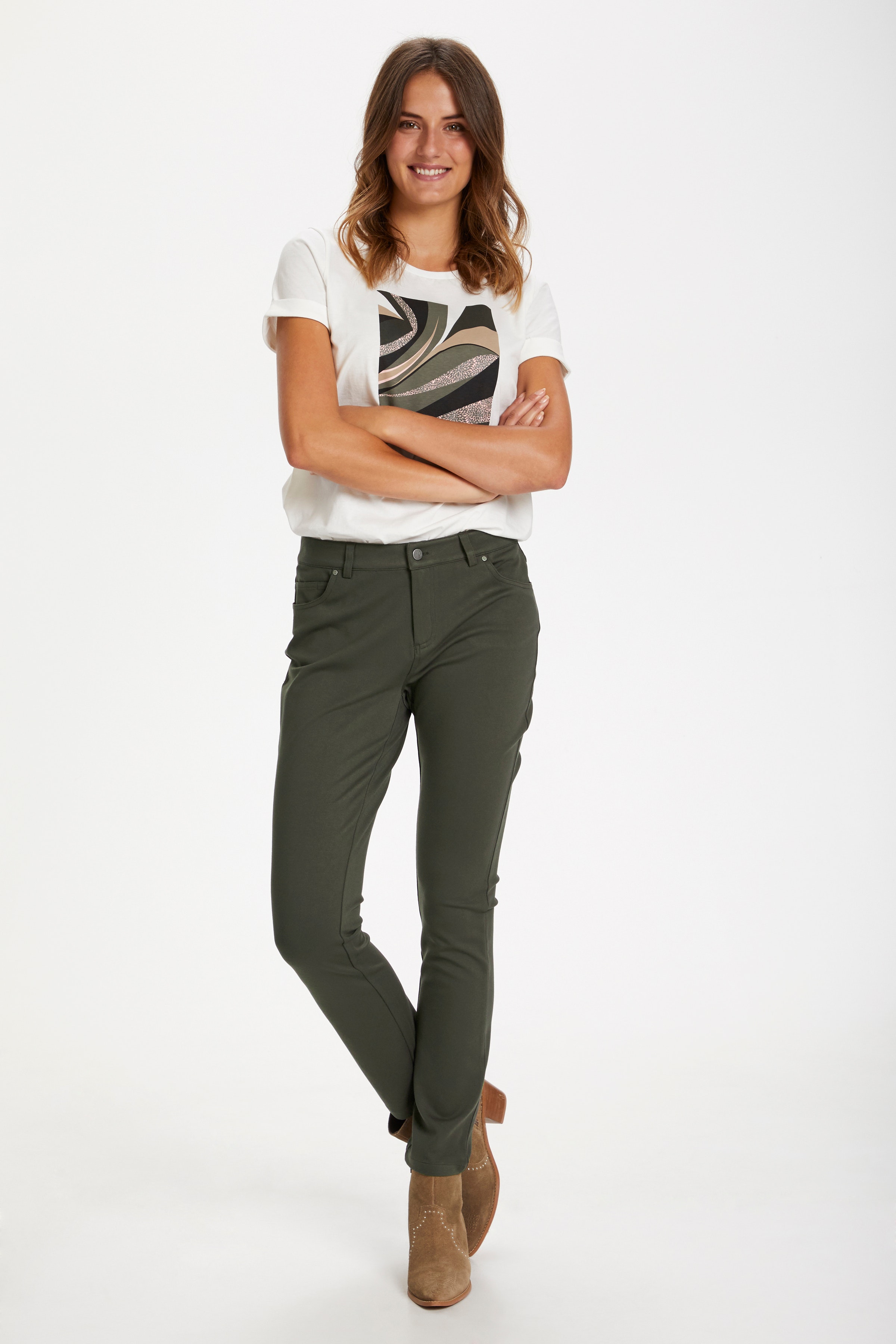 Casual Hose LOOKBOOK FRONT 20608119-190506