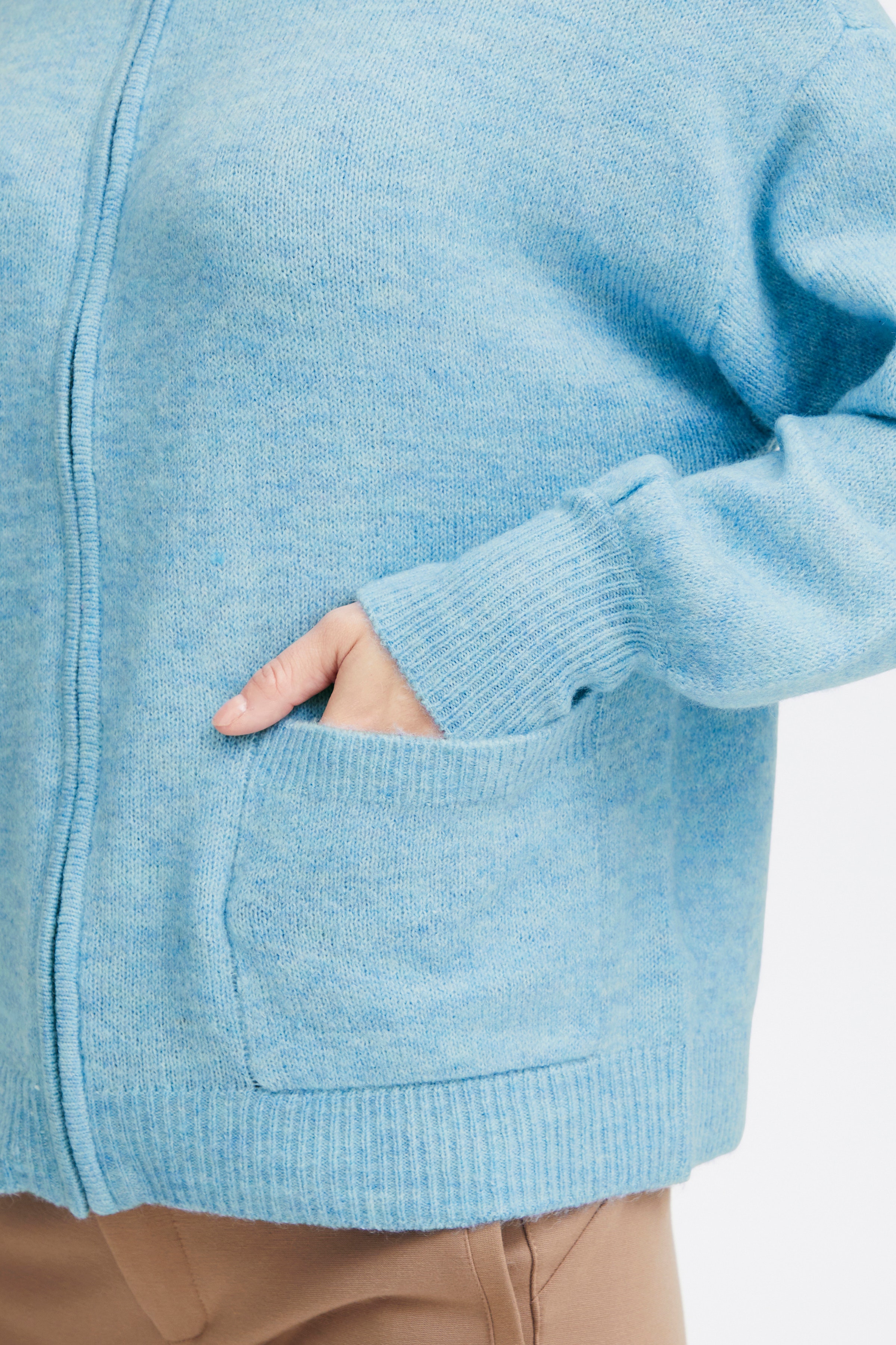 FRELVIRA Cardigan LOOKBOOK DETAIL 20613601-1640221