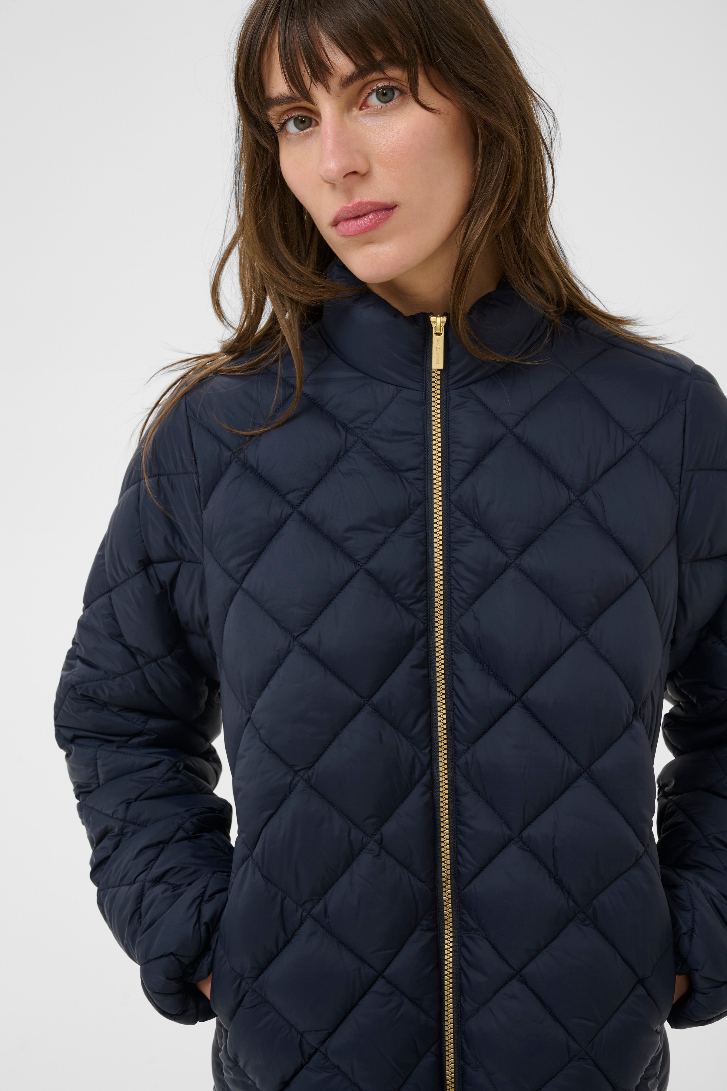 OliaPW Ytterplagg LOOKBOOK BACK 30310243-194013