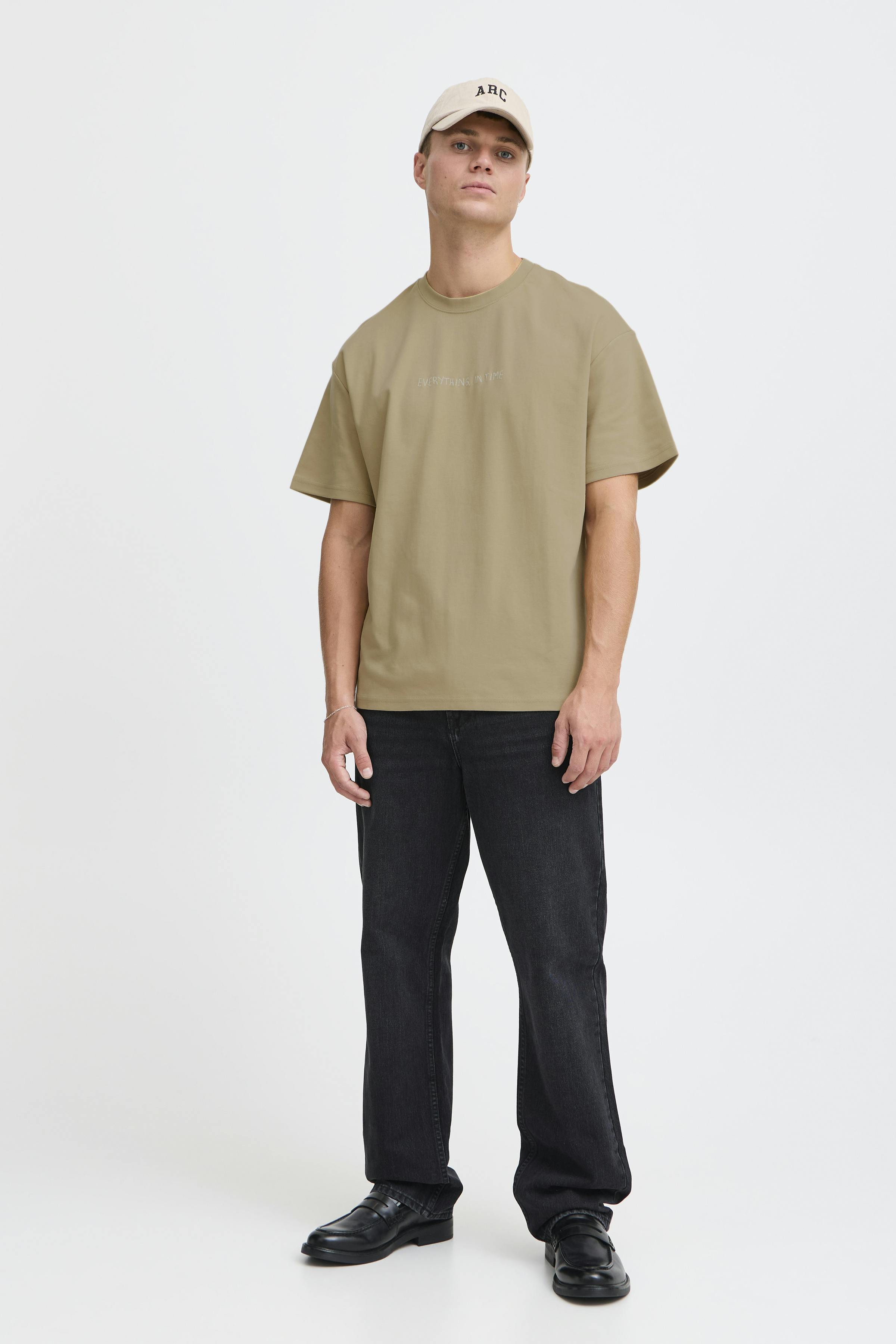 SDNOMAS T-shirt LOOKBOOK FRONT 21108415-161120