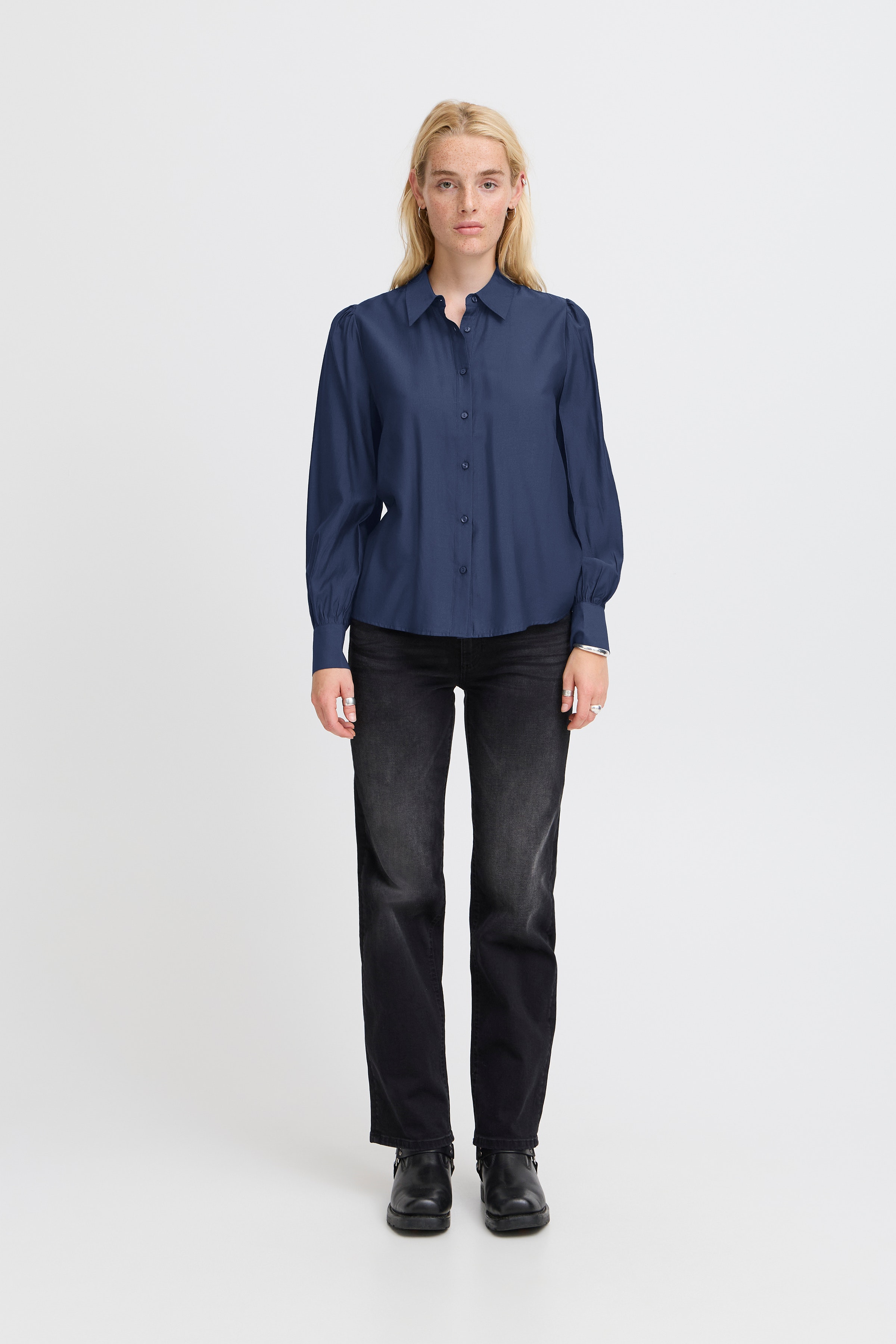 IHKARLANI Skjorte LOOKBOOK FRONT 20121889-194010