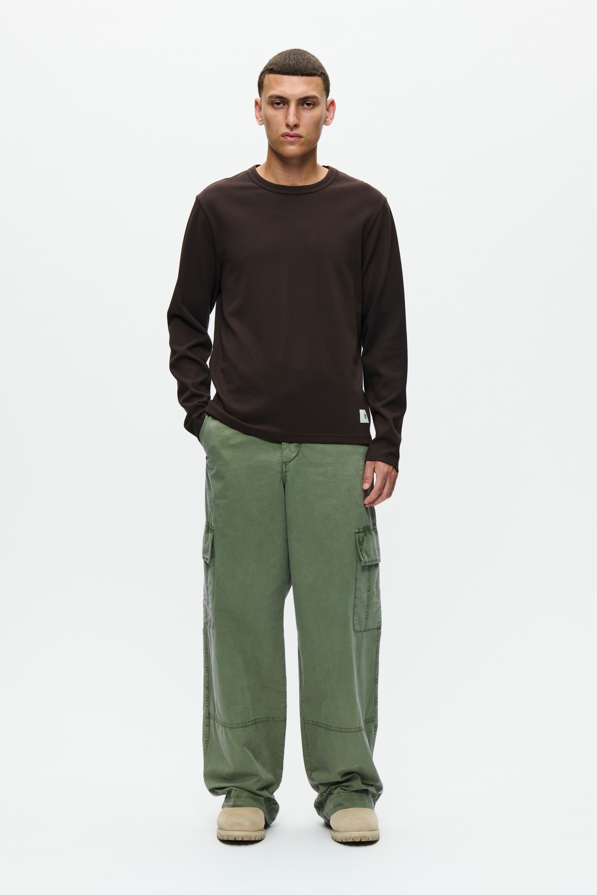 WWHendrix T-shirt LOOKBOOK FRONT 30251799-191109