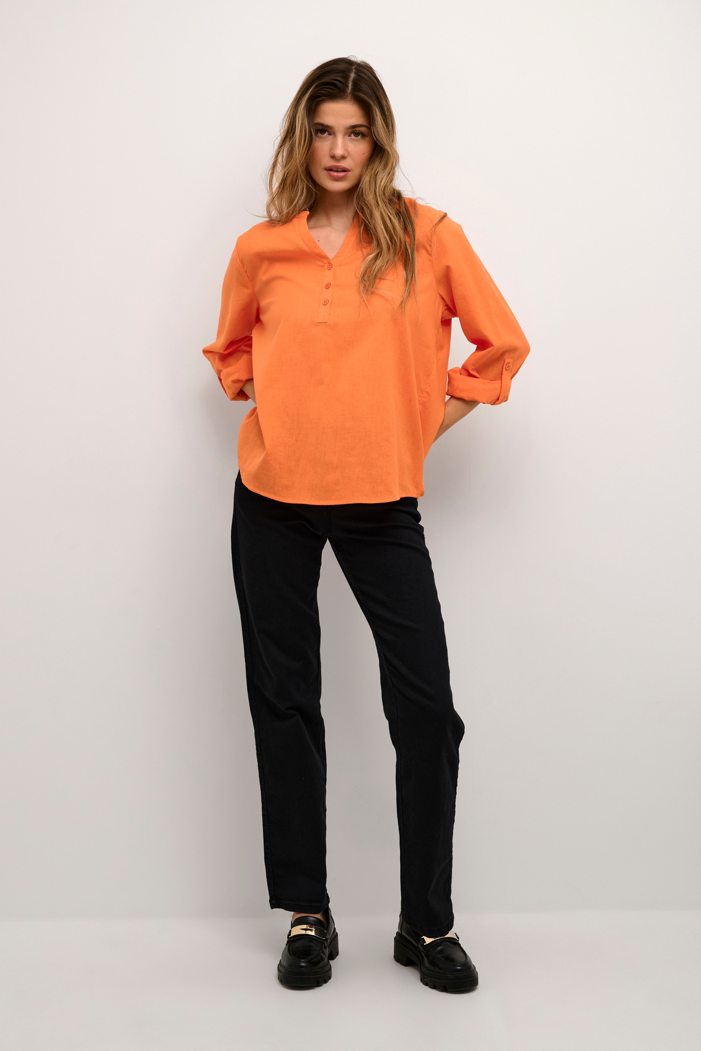 KAmajse Linbluse LOOKBOOK FRONT 10507392-161362