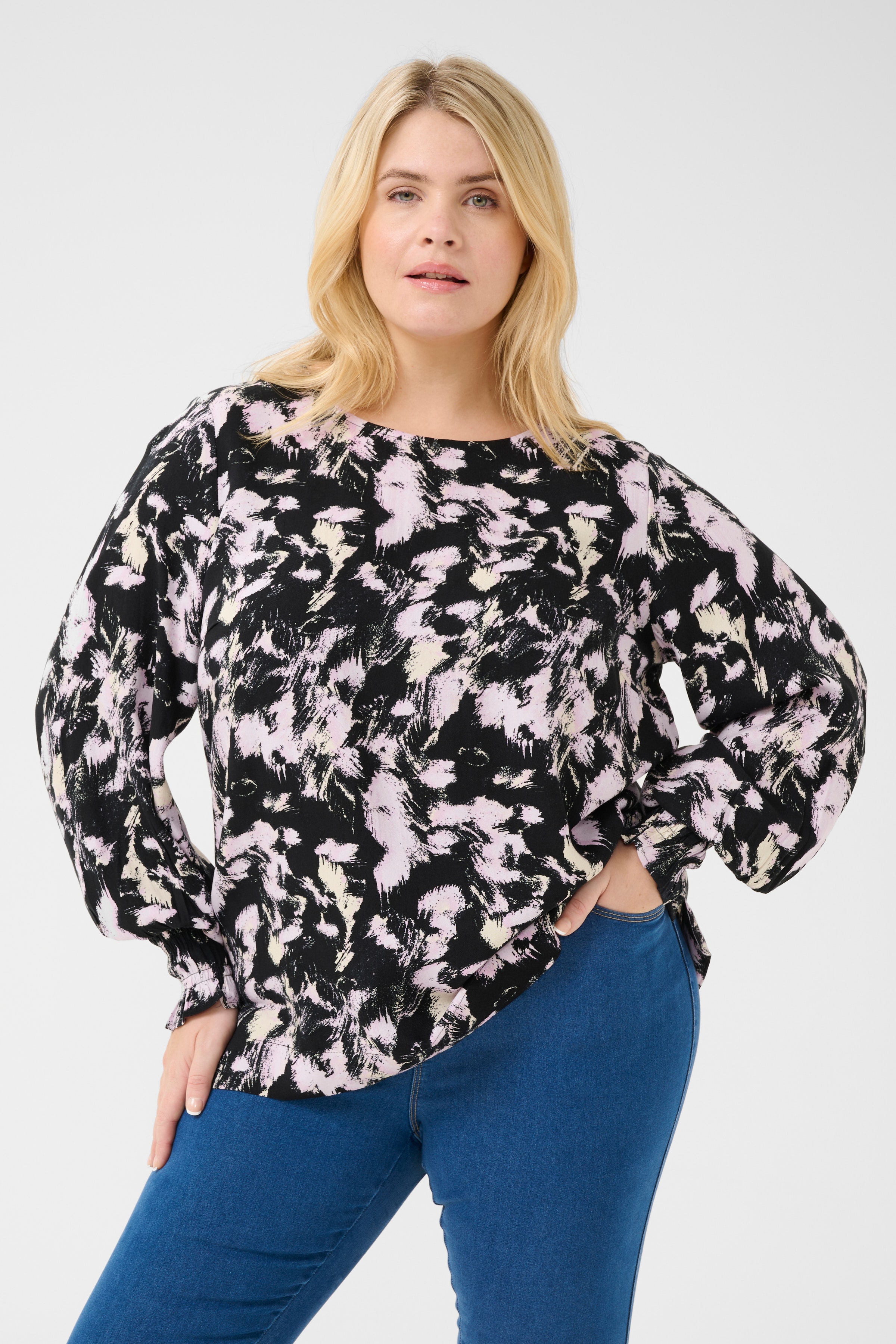 KClurana Blouse LOOKBOOK FRONT 10582906-106823