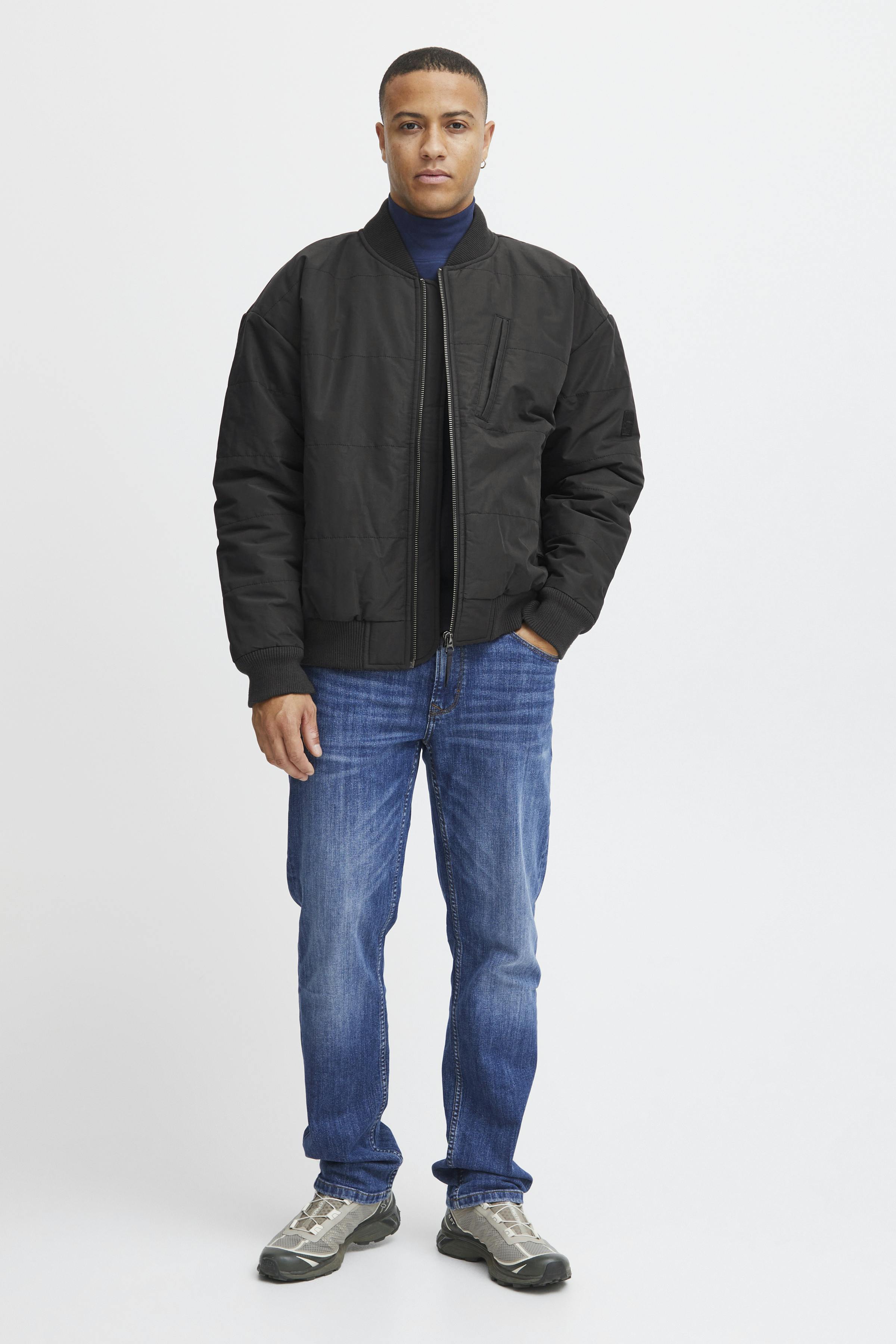 Outerwear LOOKBOOK FRONT 20716181-194007