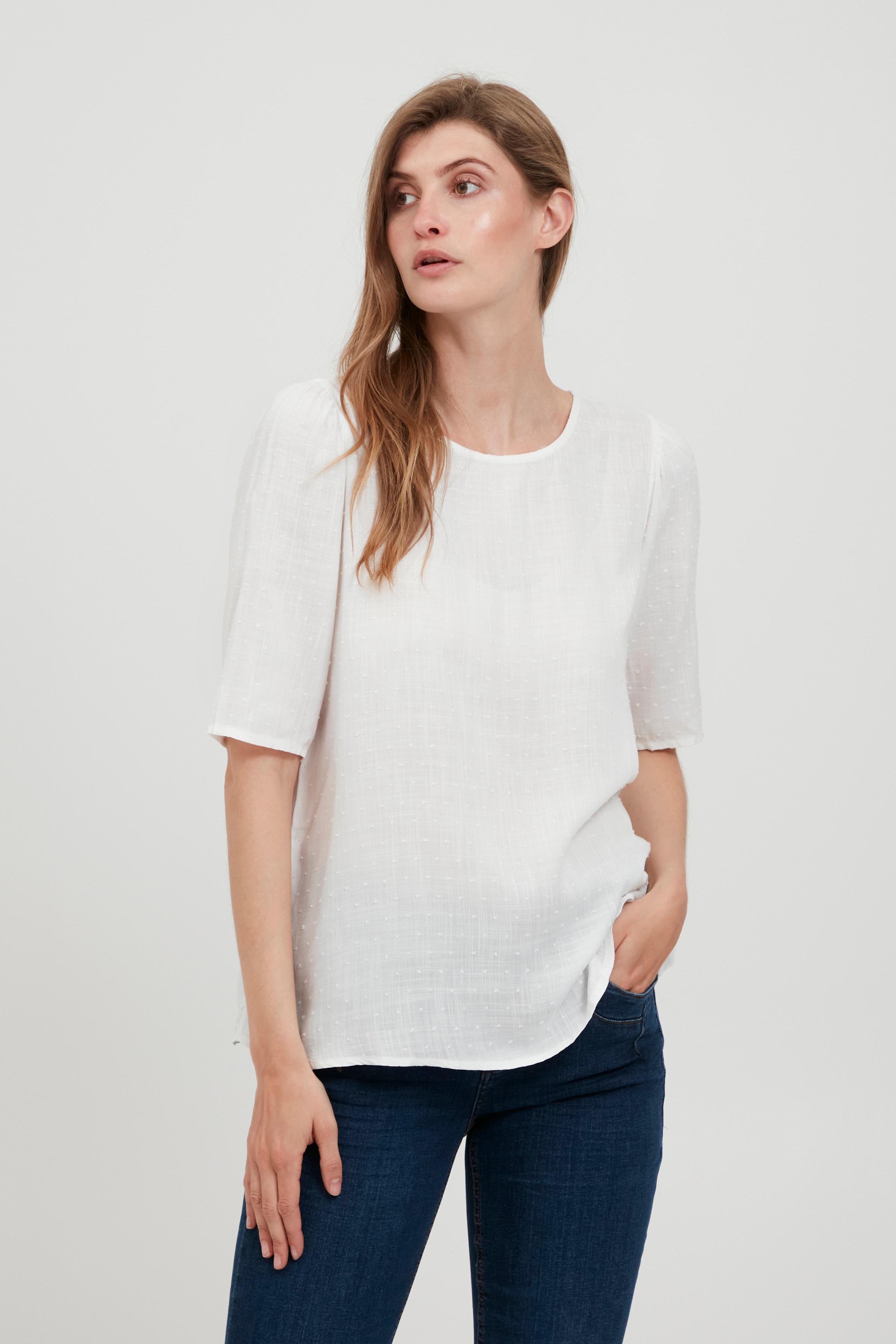Blouse met korte mouwen LOOKBOOK FRONT 20609829-110602