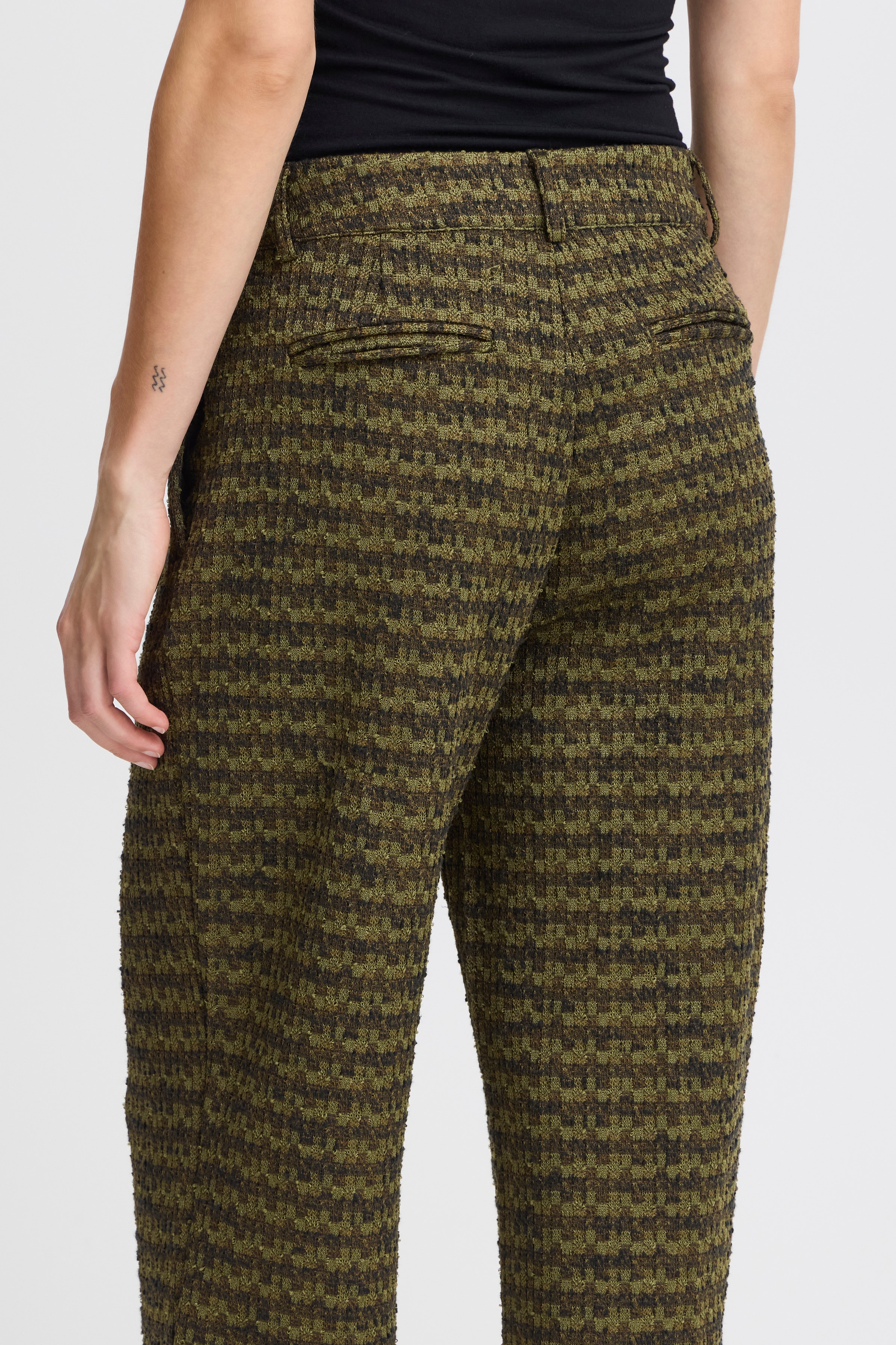 IHKATE Bukser LOOKBOOK DETAIL 20121788-203709