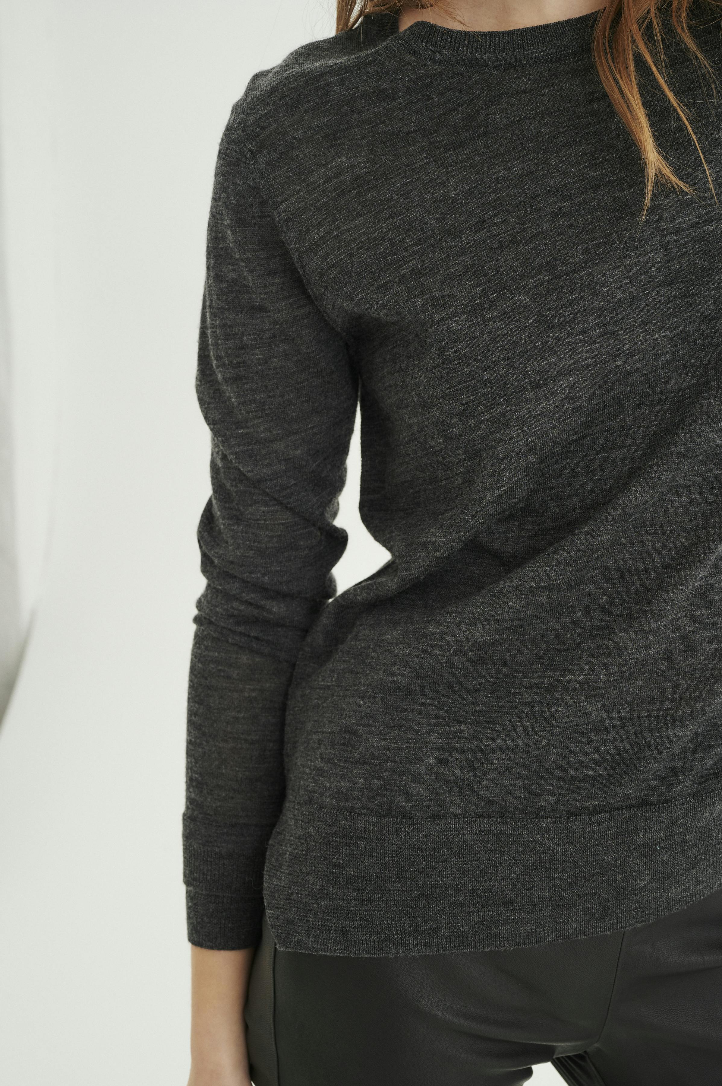 NoraIW Pullover LOOKBOOK DETAIL 30104207-10085