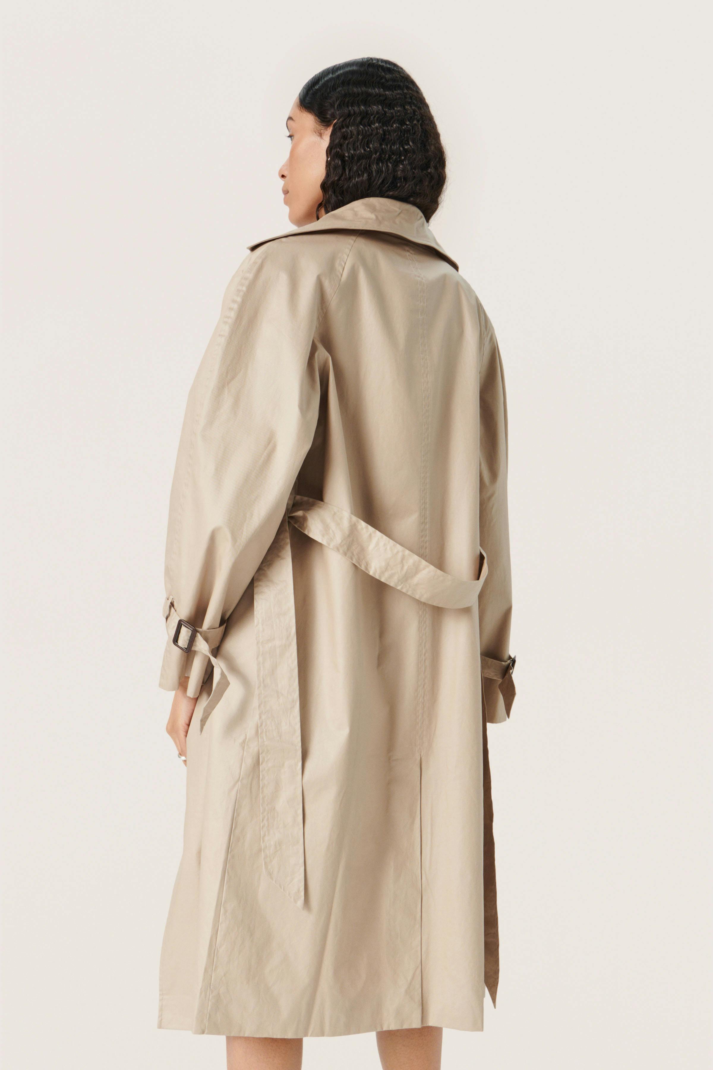 SLOhio Coat LOOKBOOK FRONT 30405927-161101