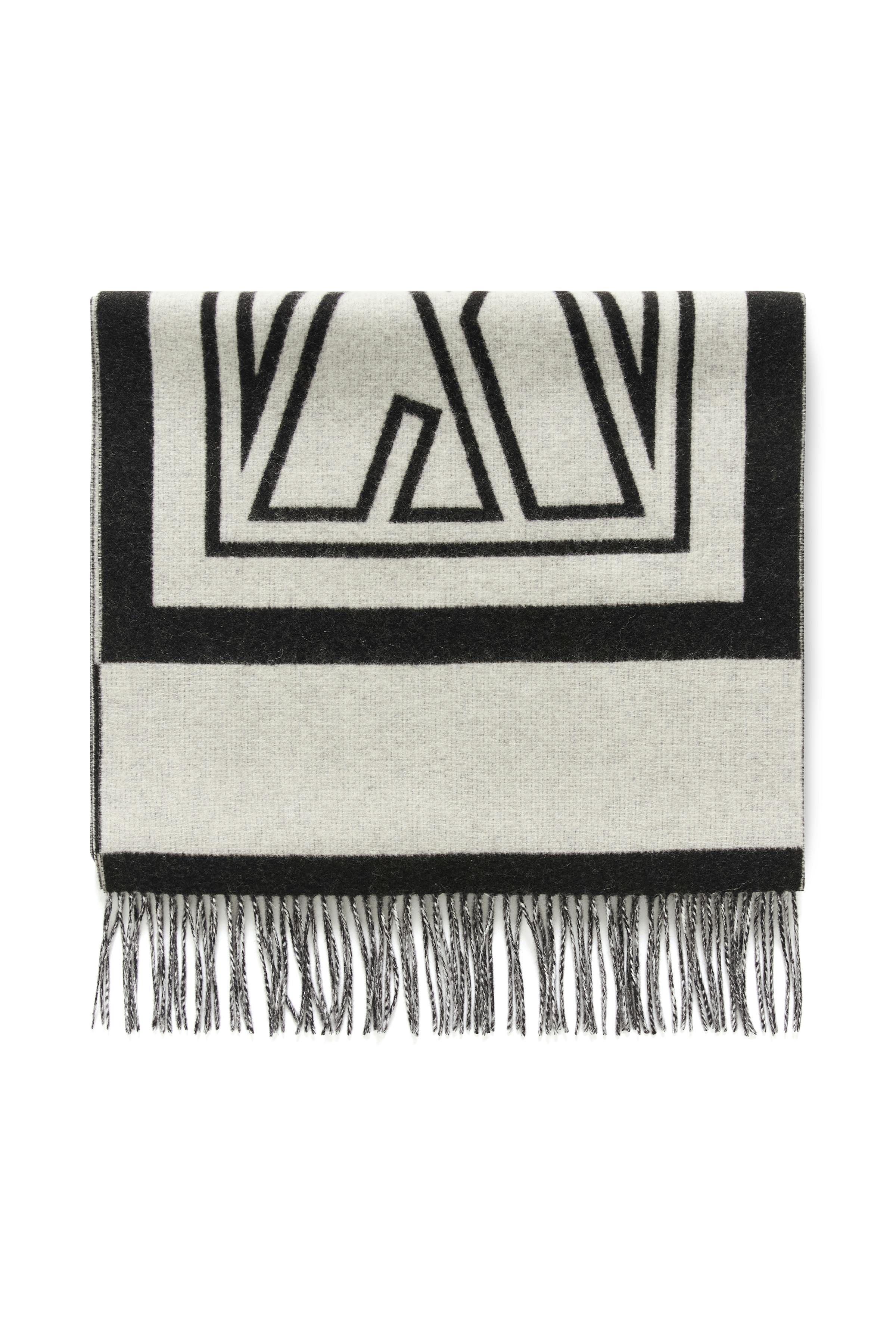 MyrtheIW Logo Scarf PACK DETAIL 30106665-301284