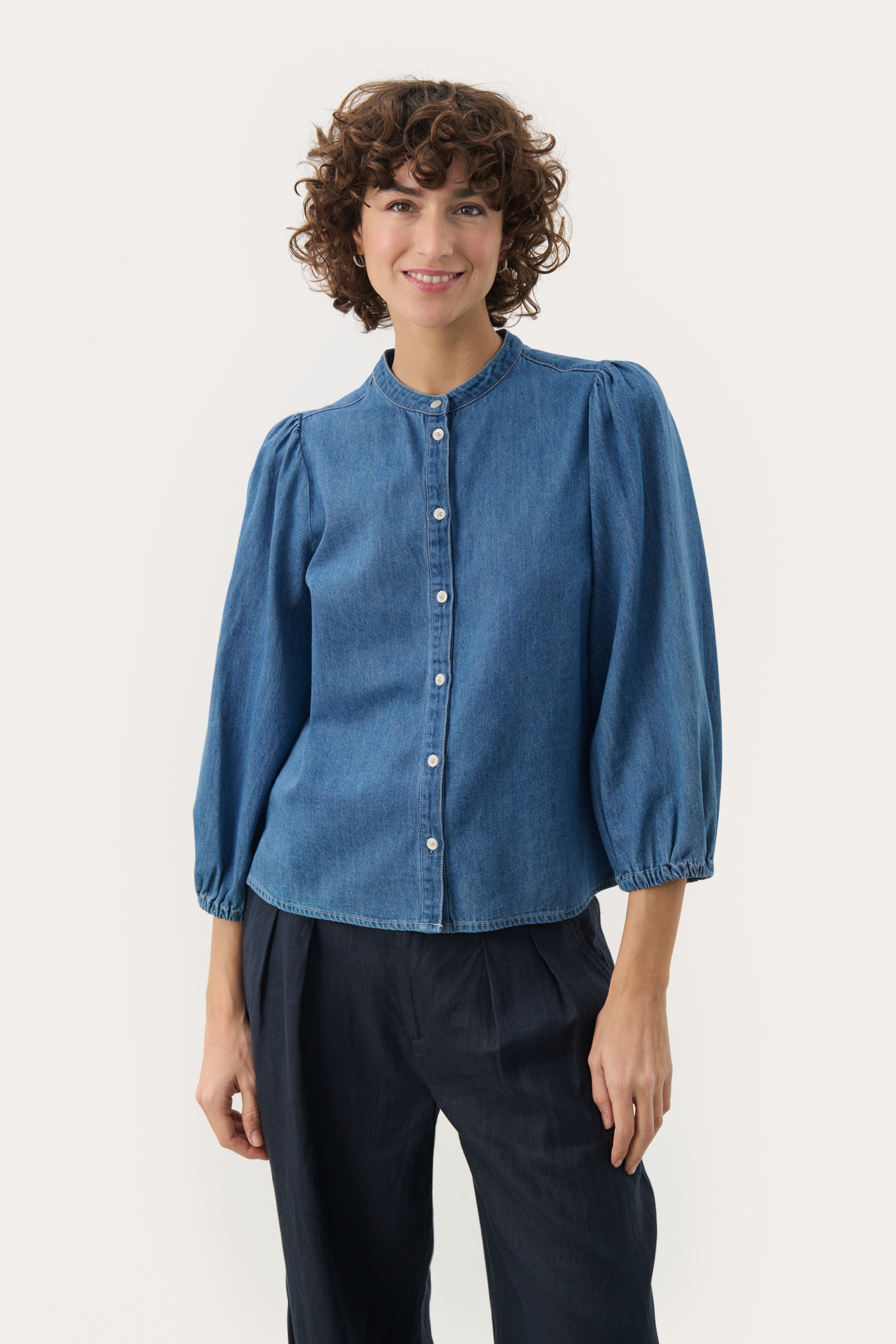 NicoliePW Overhemd LOOKBOOK FRONT 30309362-300156