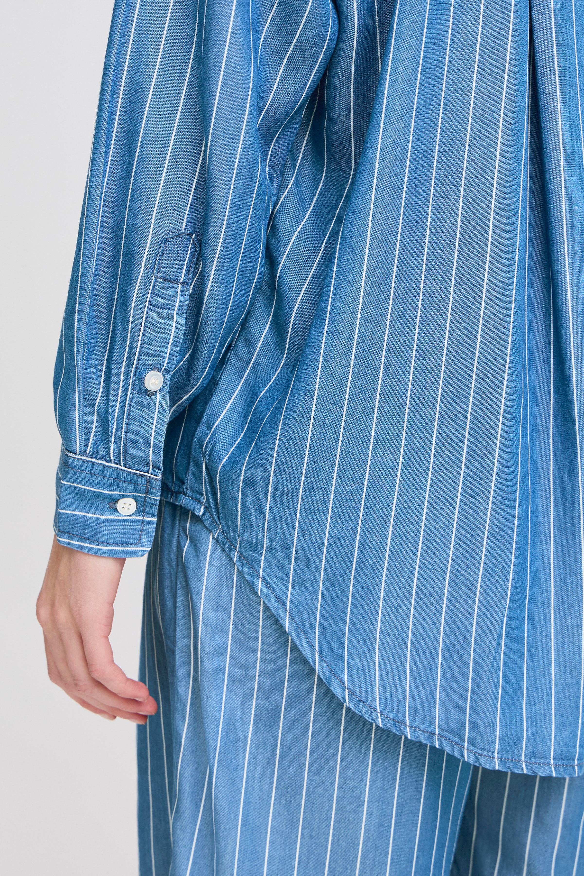 IHBECCOS Denim skjorte LOOKBOOK DETAIL 20122779-201166