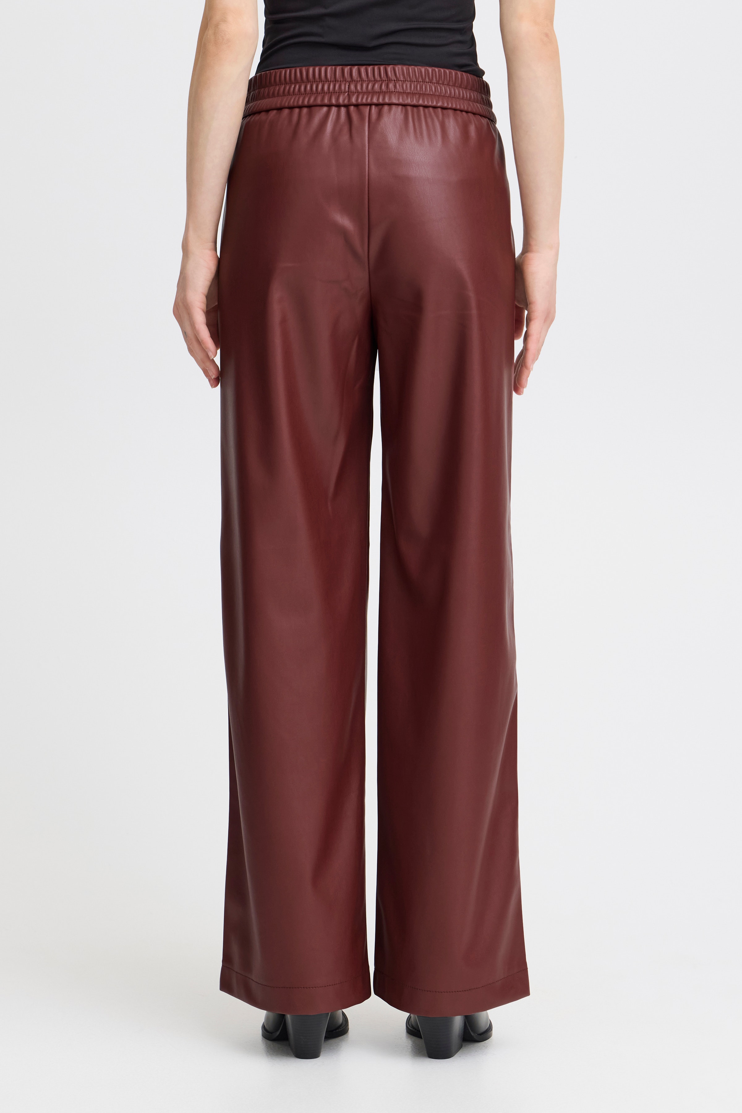 BYDAJA Trousers LOOKBOOK BACK 20815170-191325