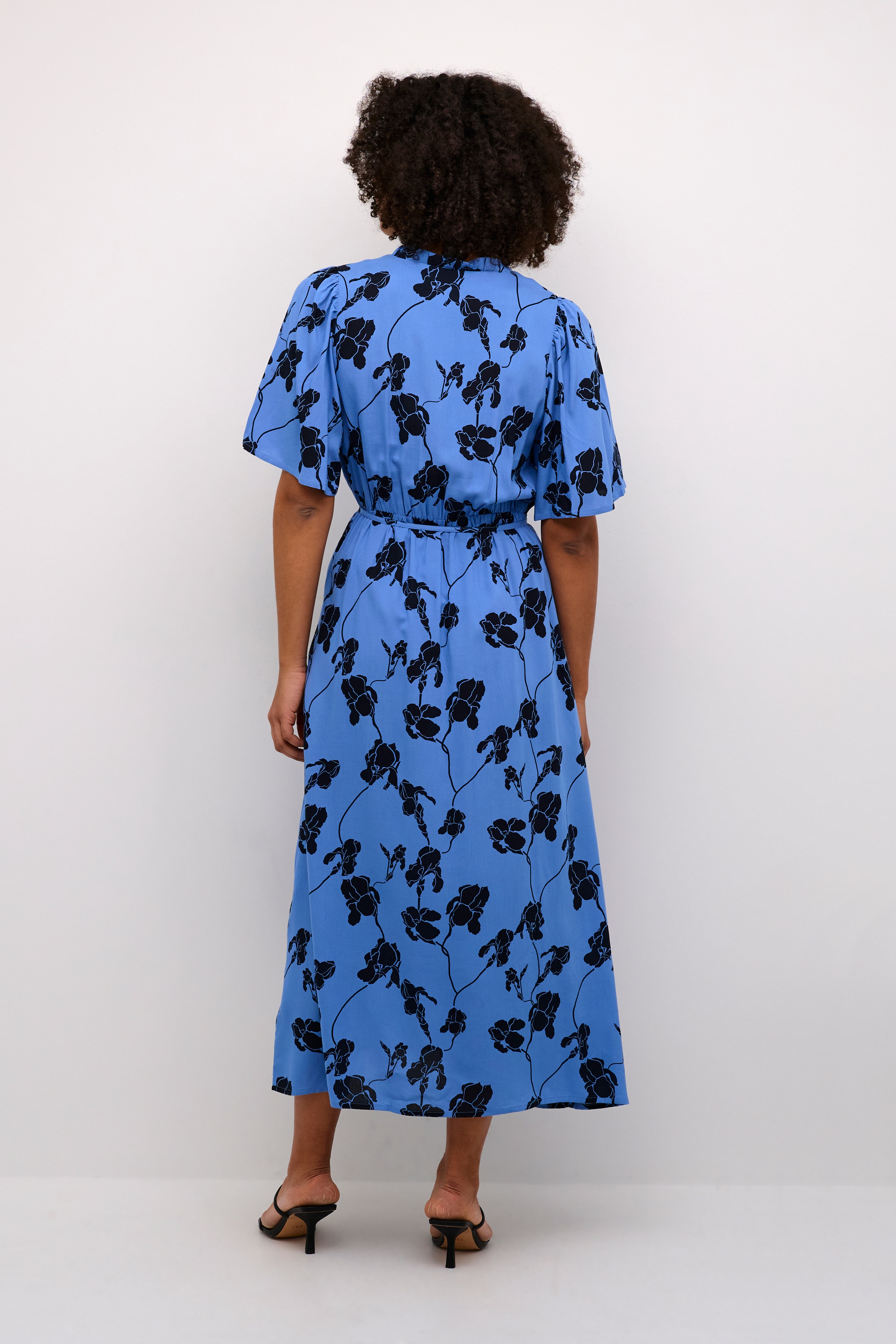 KAarina Kjole LOOKBOOK BACK 10552340-106843