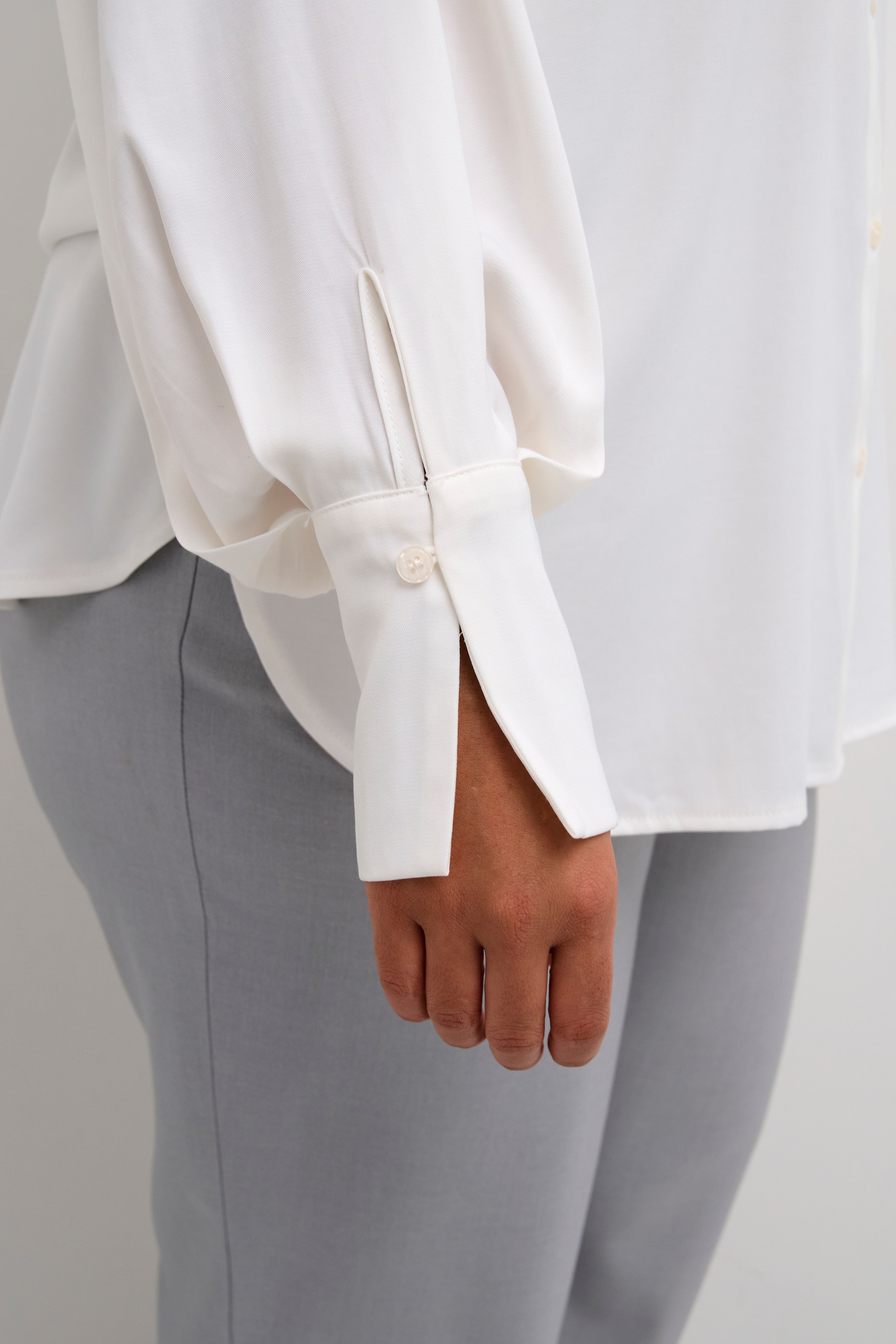 KCleanna Shirt LOOKBOOK DETAIL 10582391-110602