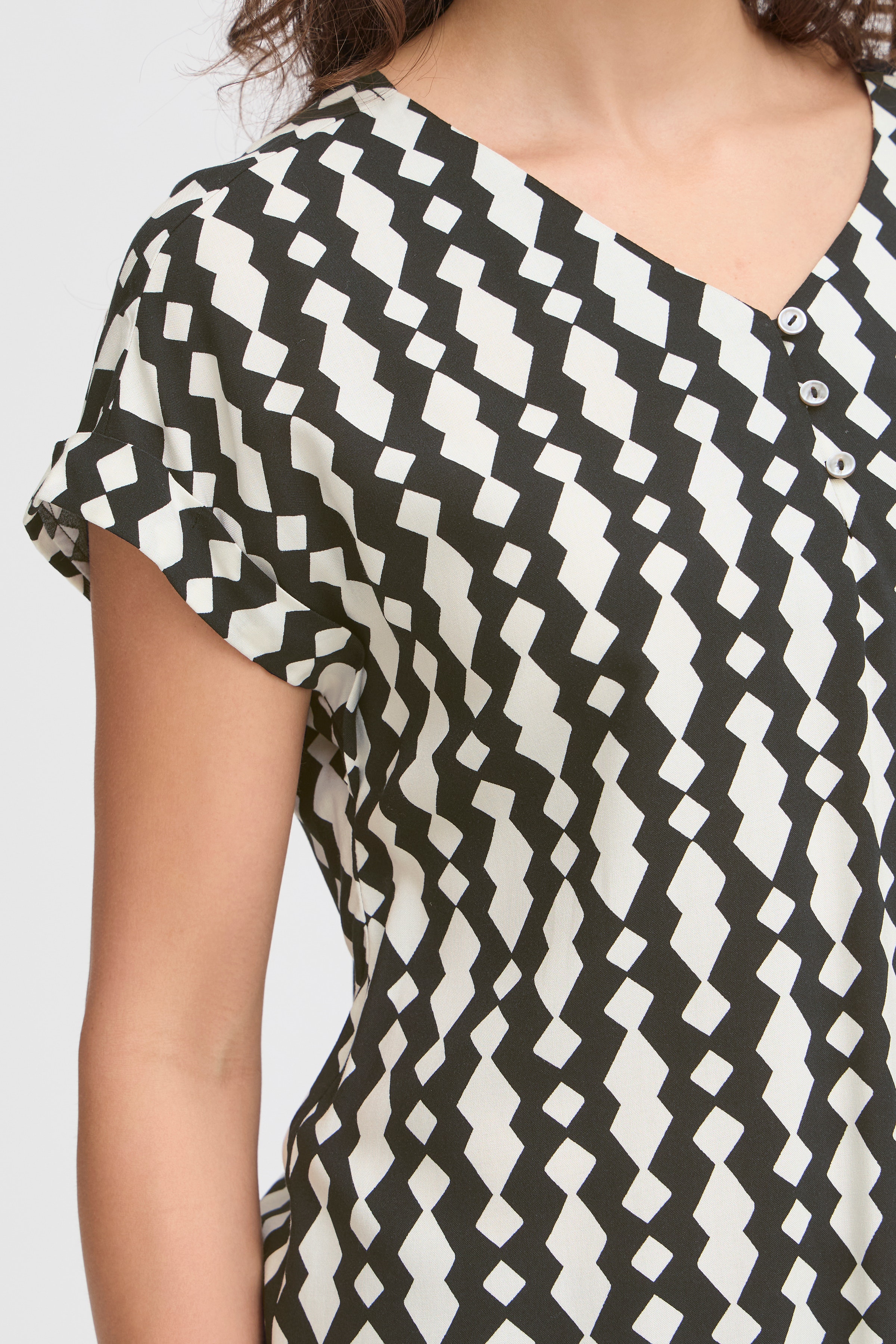FRHEAT Blouse LOOKBOOK DETAIL 20615596-204764