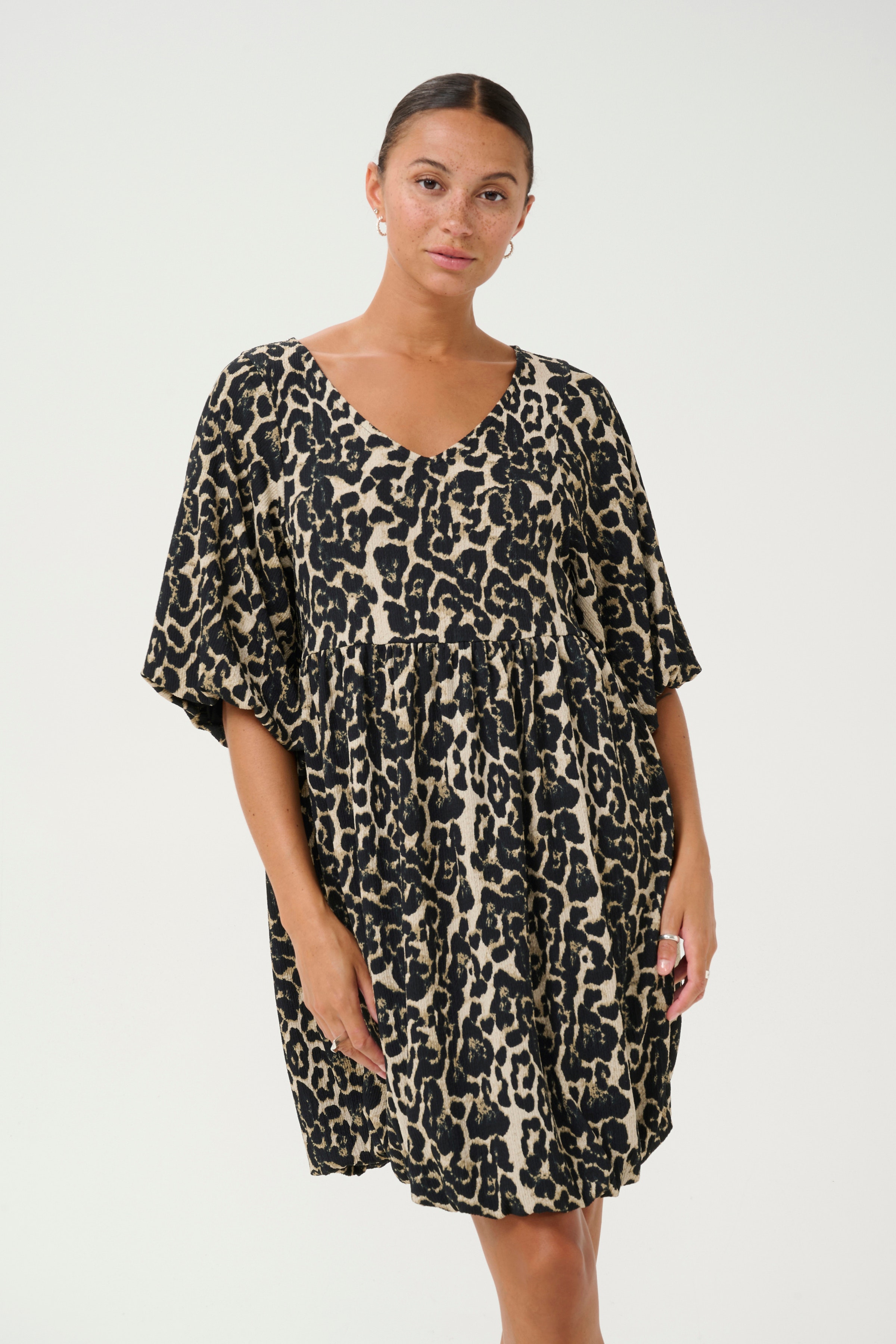 KAnani Kjole LOOKBOOK FRONT 10509833-107281