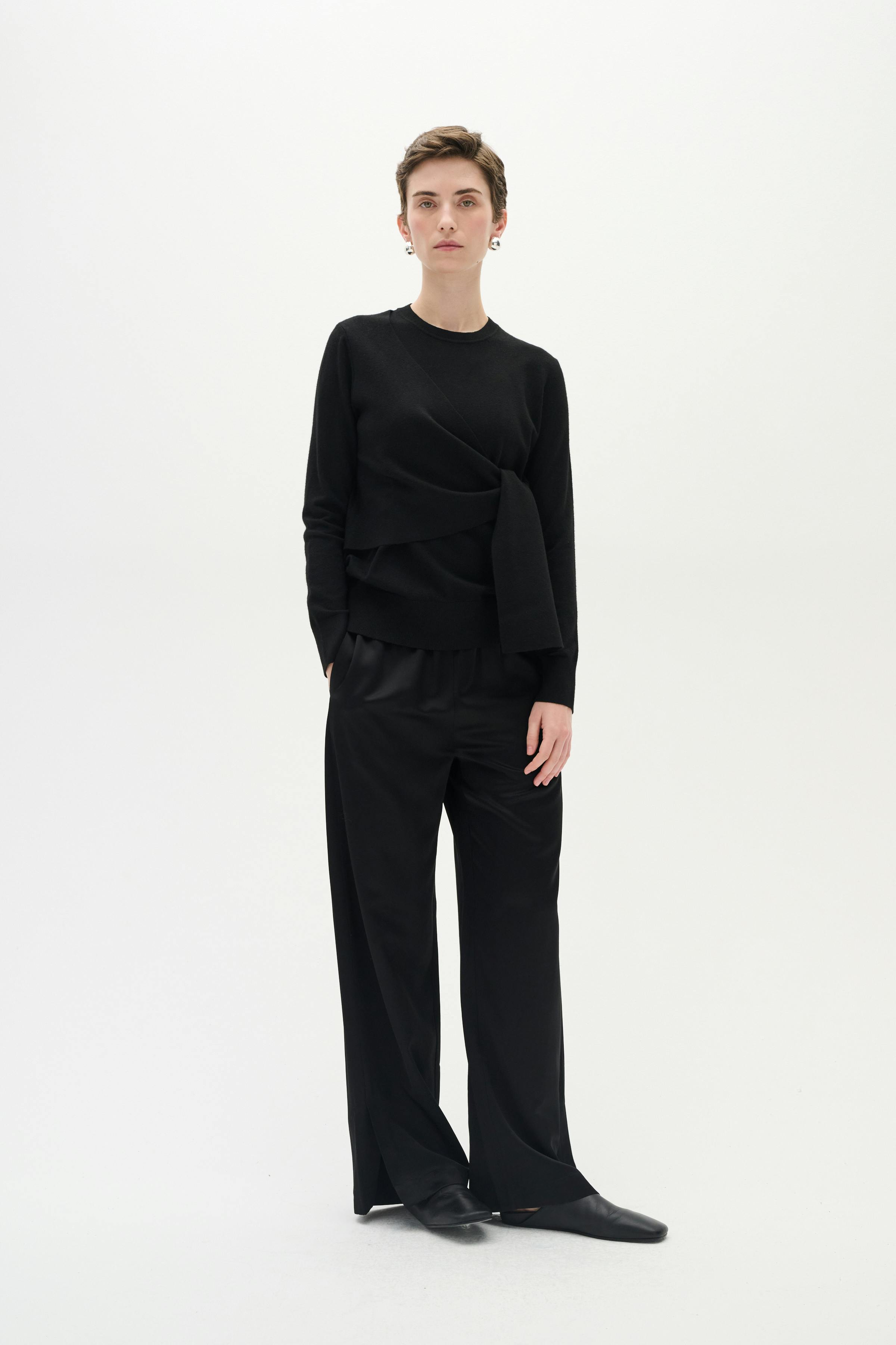 VienoIW Trousers LOOKBOOK FRONT 30109981-194008