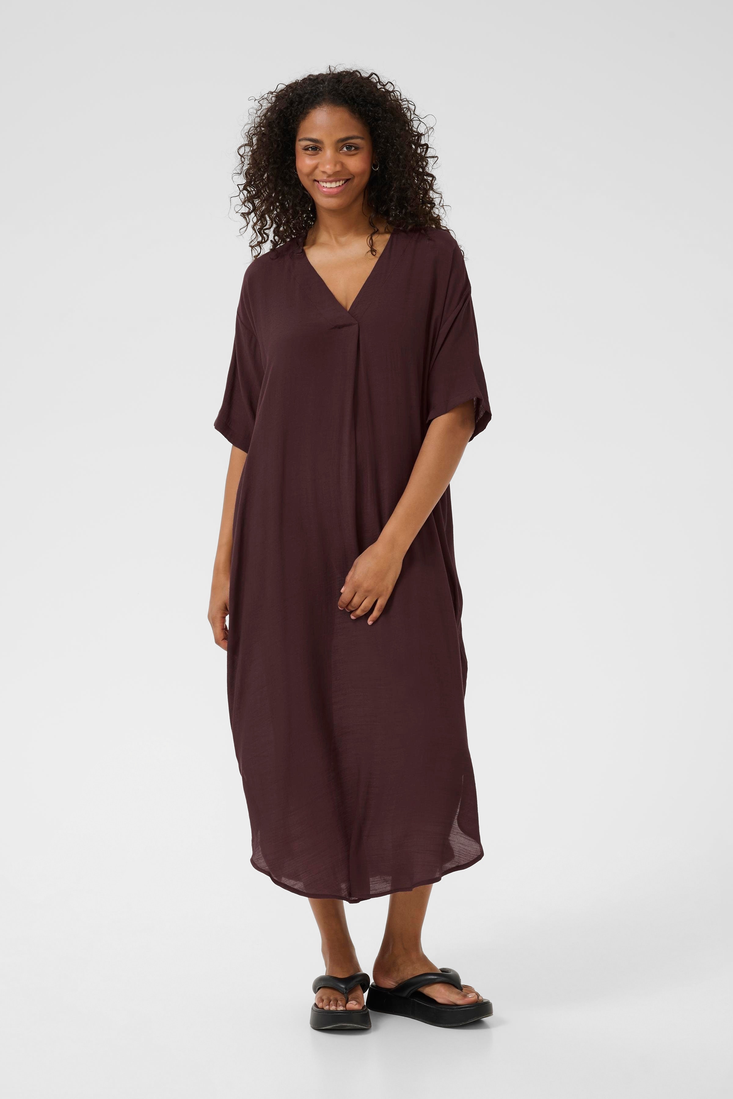 KAanja Jurk LOOKBOOK FRONT 10510073-191619