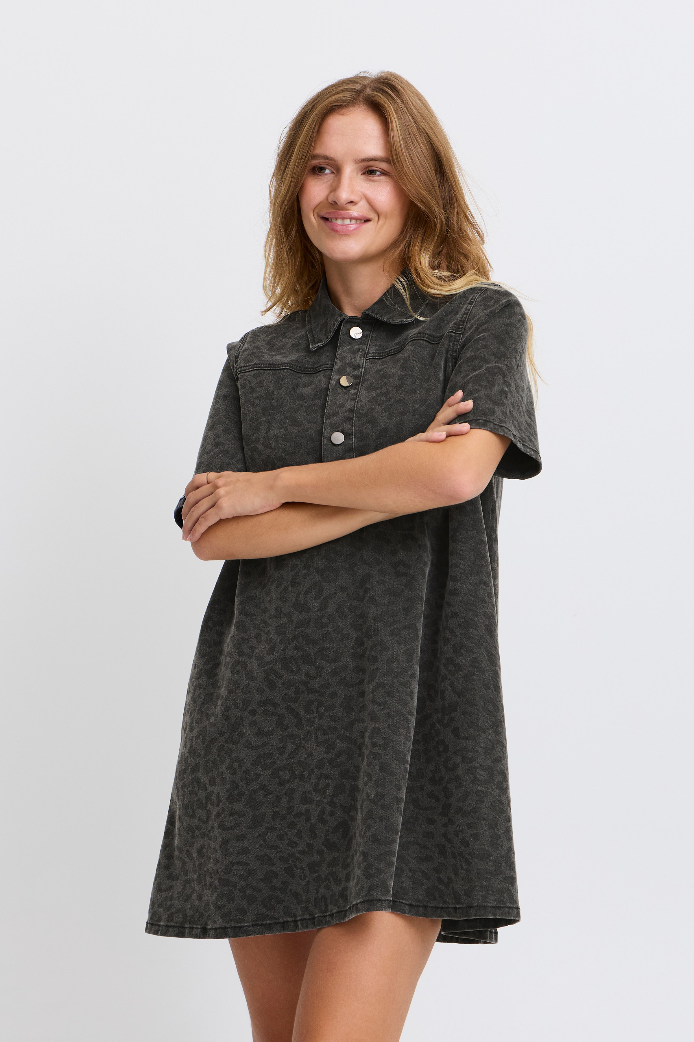 PXJANNAH Kjole LOOKBOOK FRONT 50208874-205027