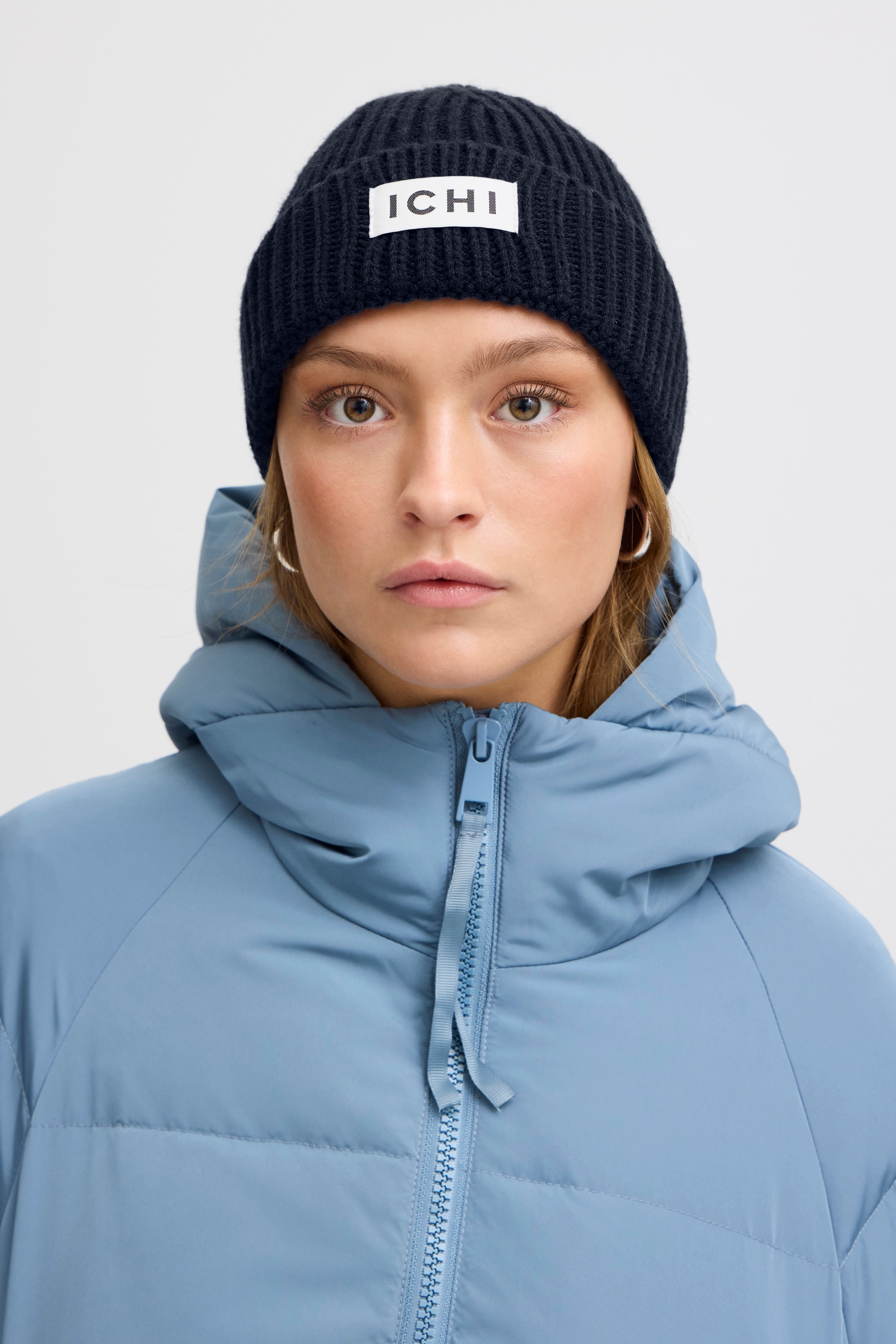 IAEMMA Hatt LOOKBOOK DETAIL 20119458-194010