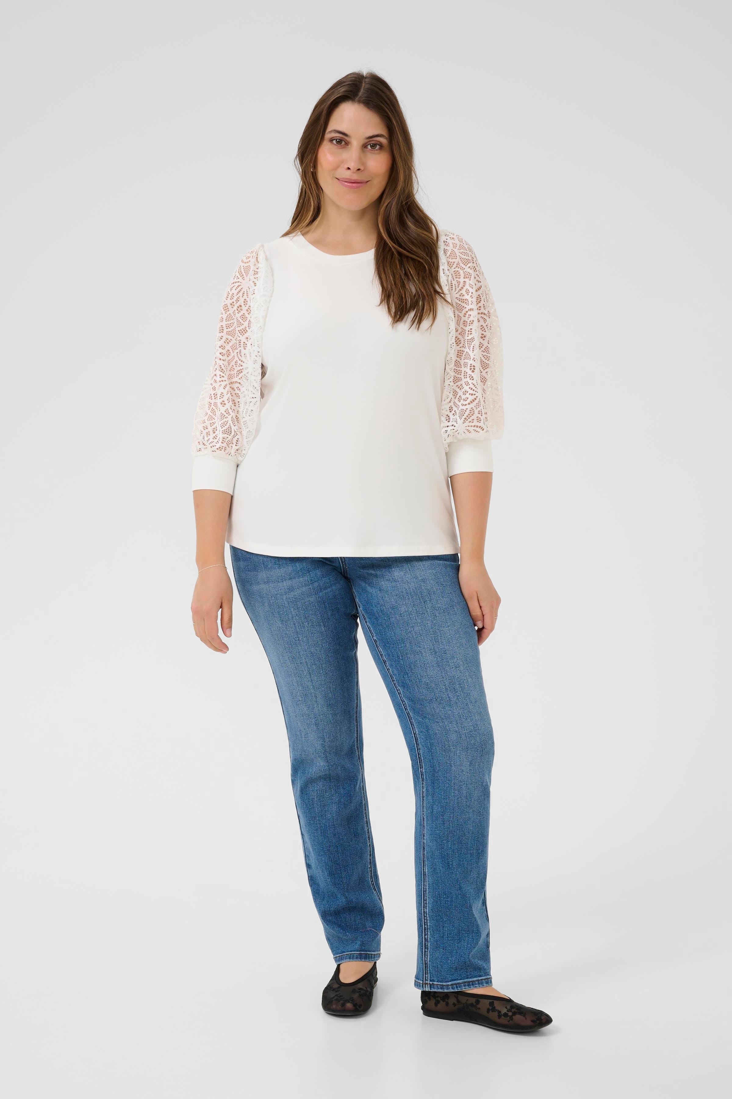 KCbella Bluse LOOKBOOK FRONT 10581899-110602