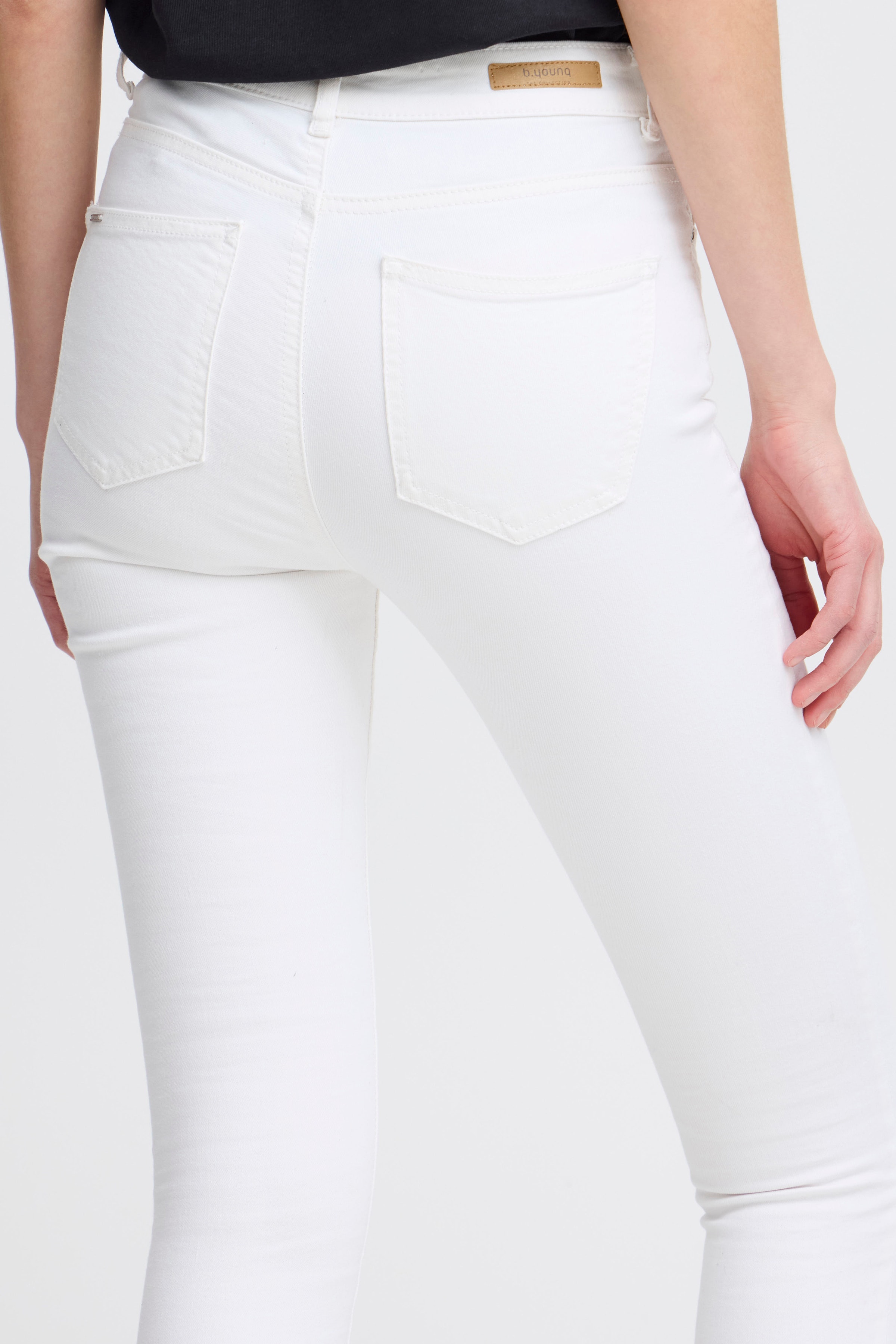 Lola Jeans LOOKBOOK DETAIL 20803214-114800