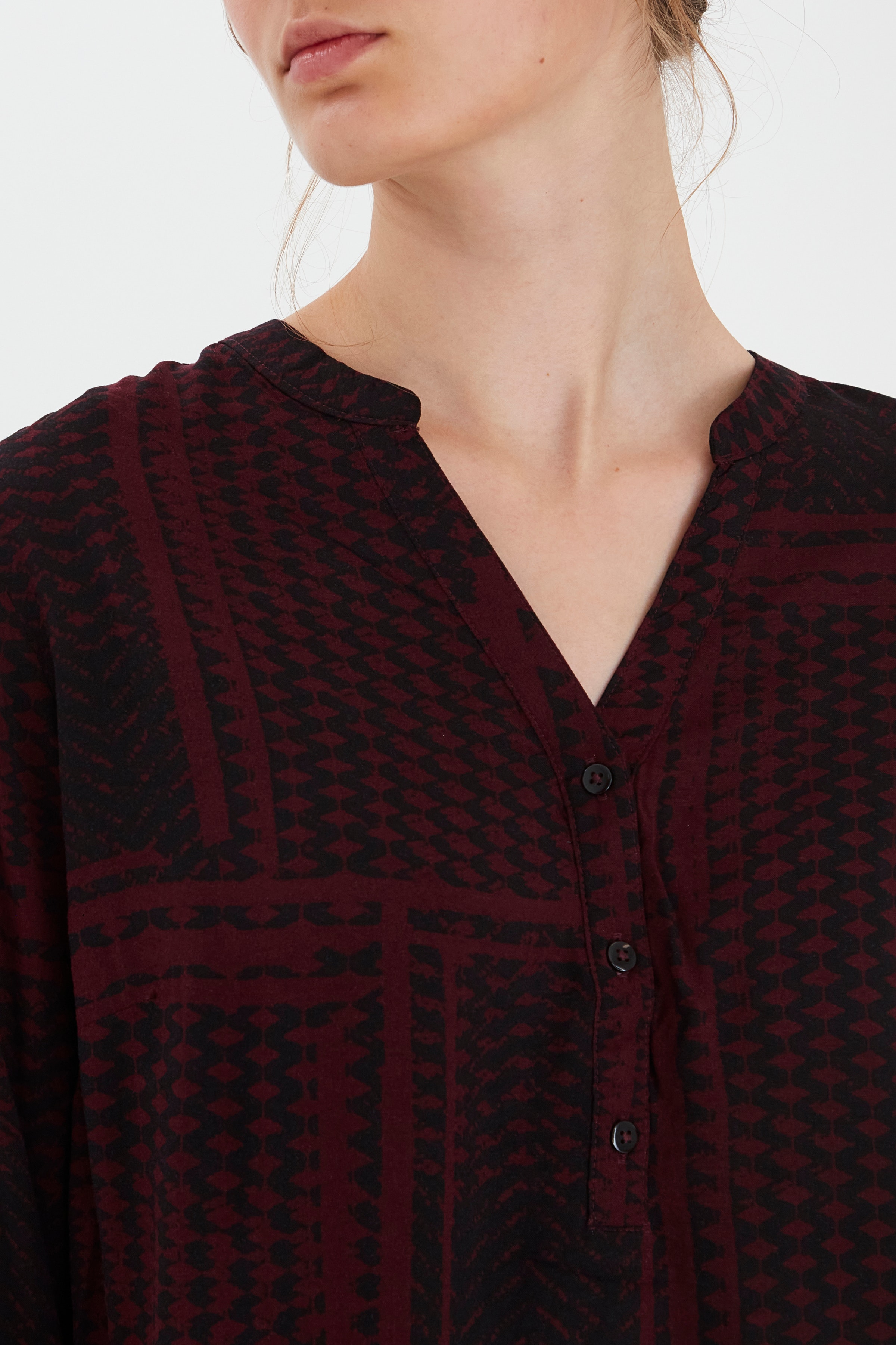 Langærmet bluse LOOKBOOK DETAIL 20808578-80617