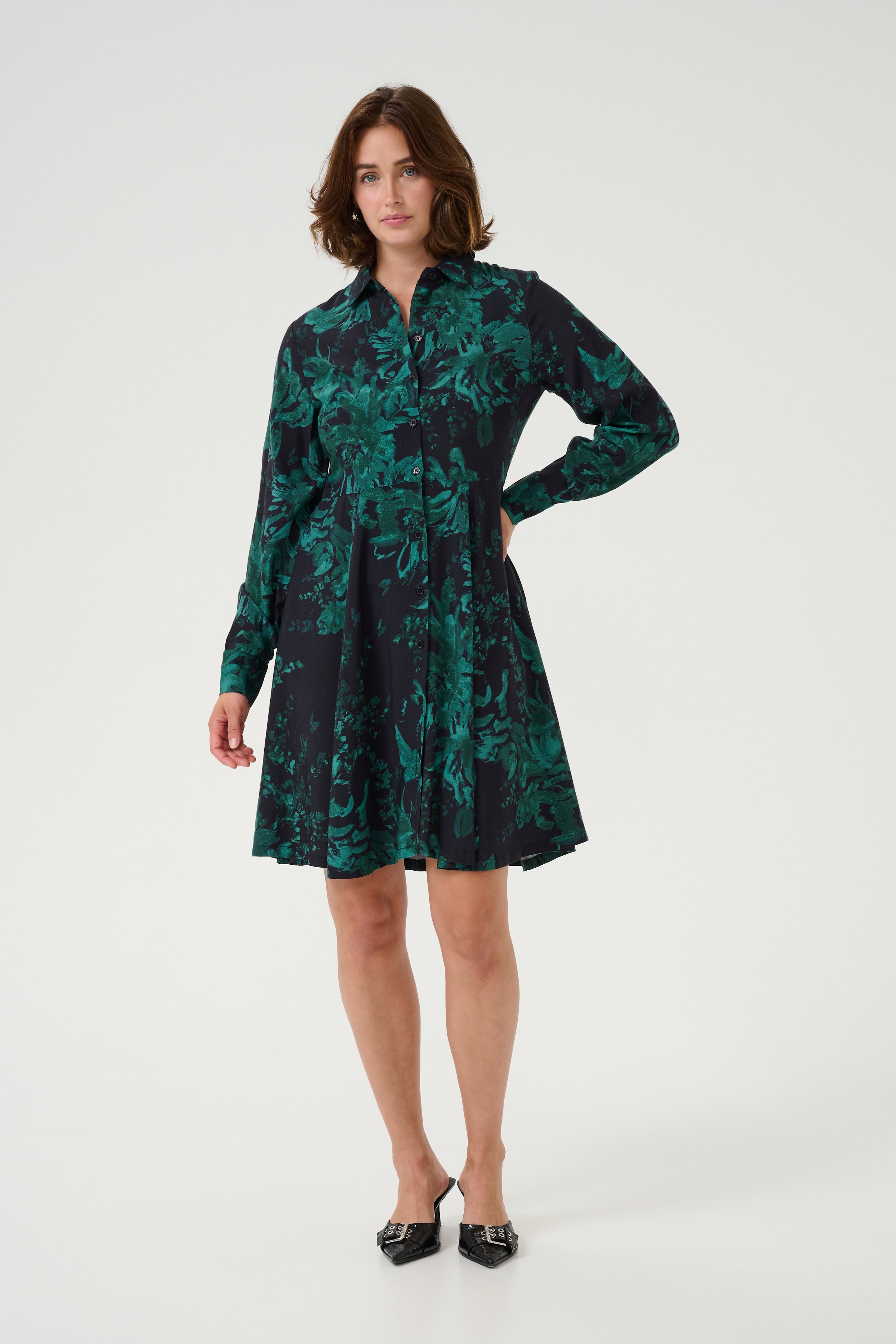 KAisa Kjole LOOKBOOK FRONT 10509794-106561