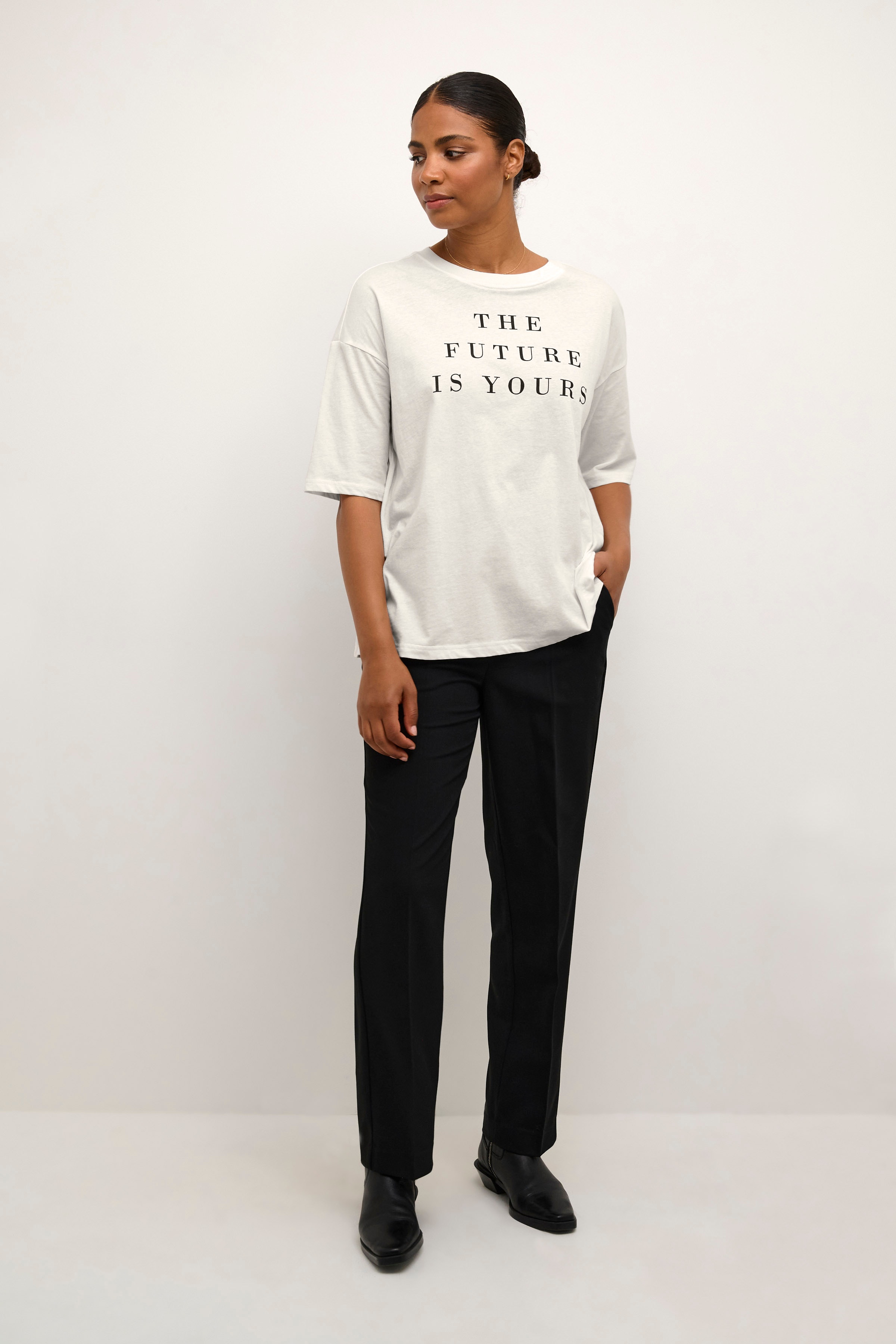 KAsonna T-shirt LOOKBOOK FRONT 10507645-110601