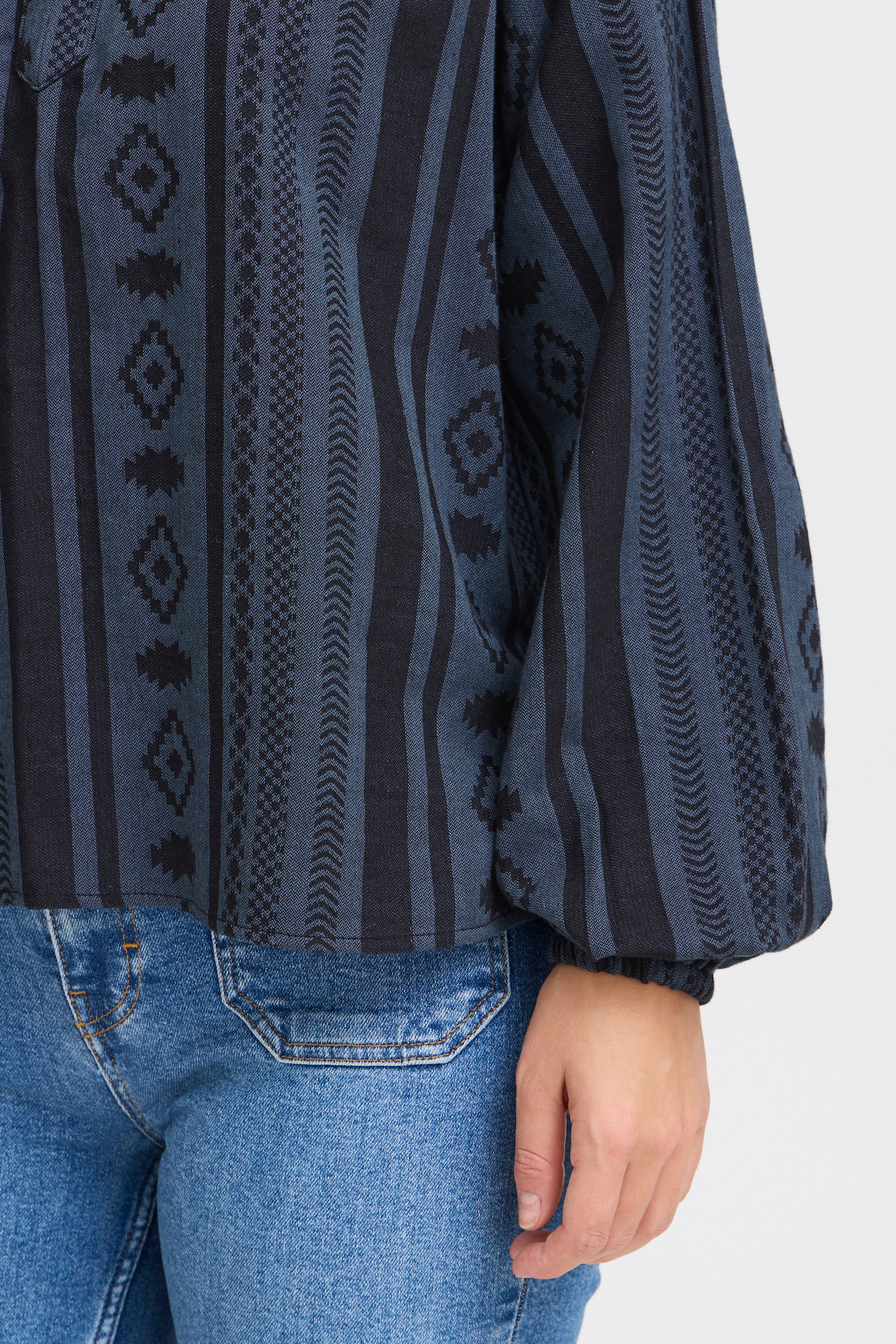 PZTIONA bluse LOOKBOOK DETAIL 50208599-204017