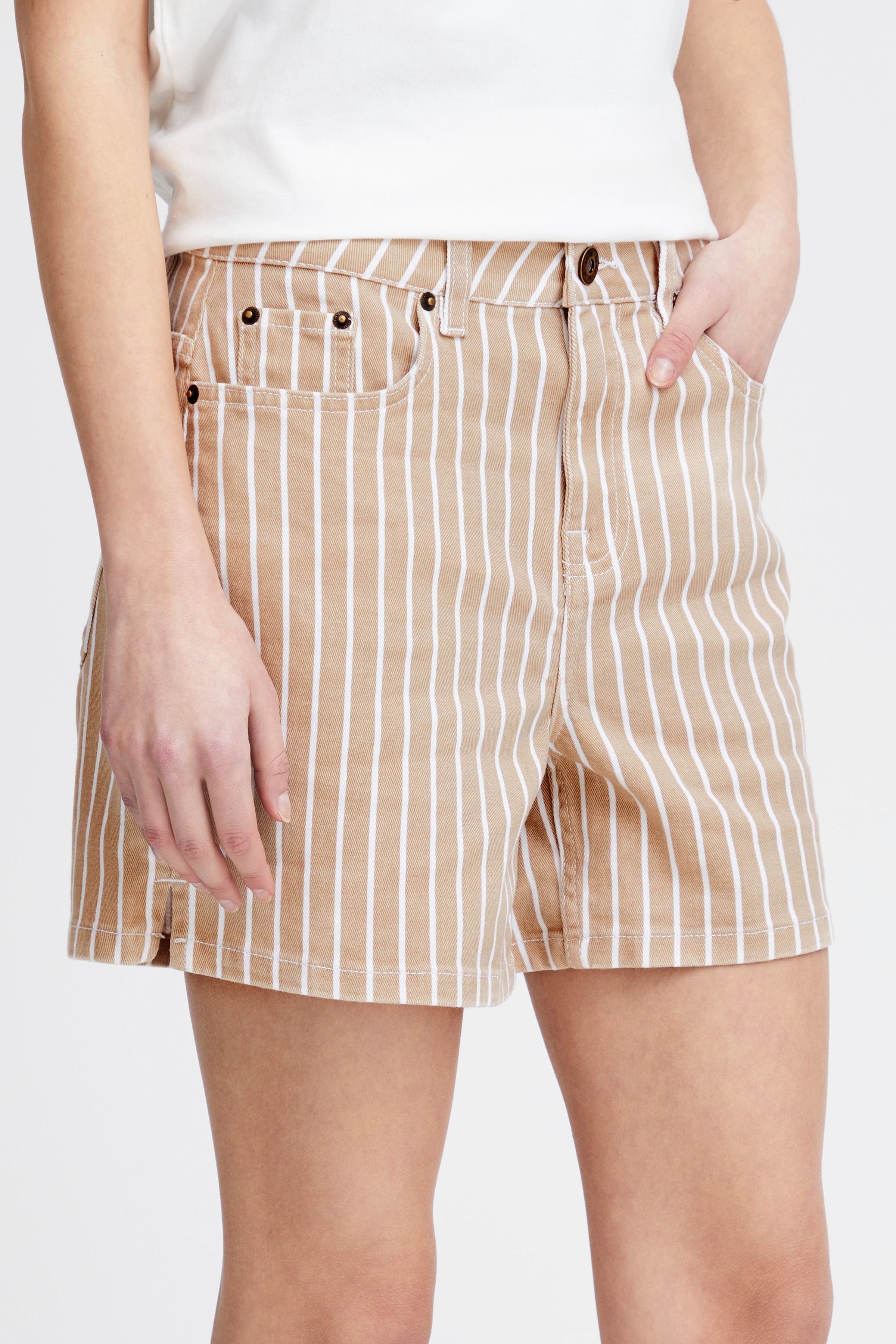 IHCILK Shorts LOOKBOOK DETAIL 20121013-161212