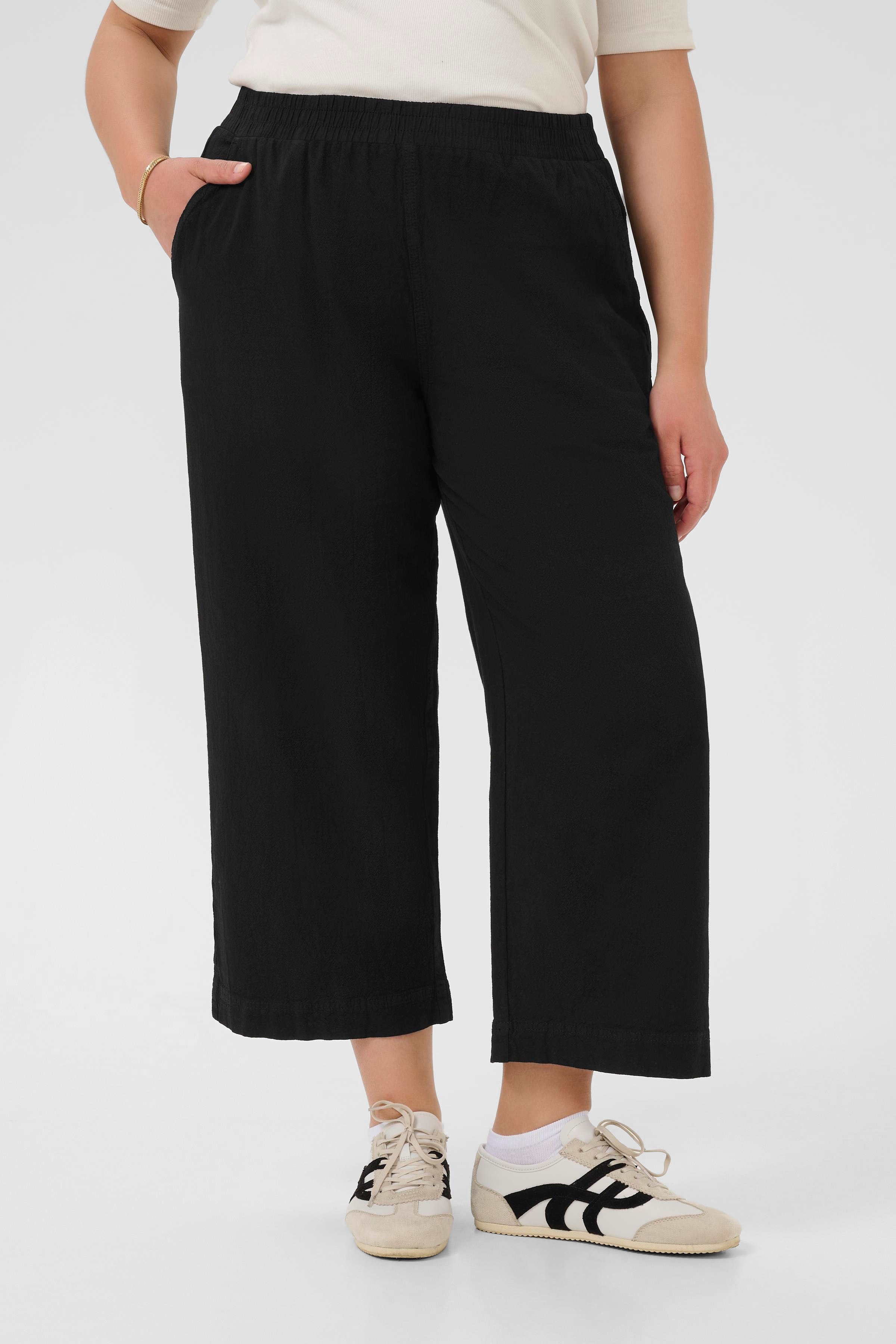 KCnana Hose LOOKBOOK FRONT 10581488-100121