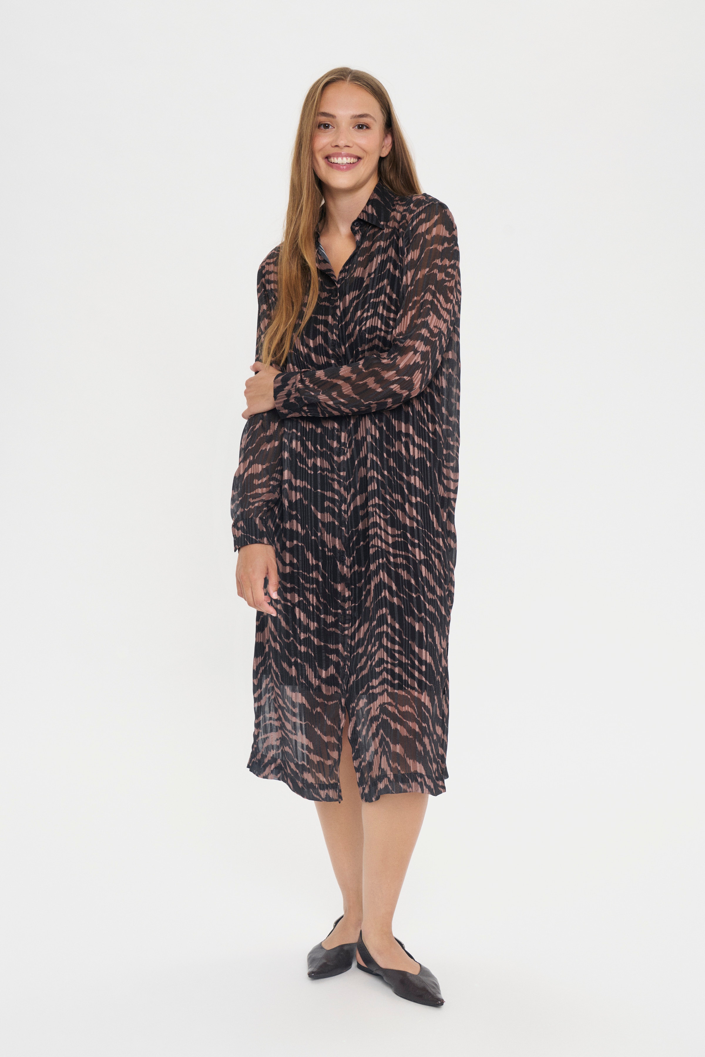 NestaSZ Klänning LOOKBOOK FRONT 30514572-304346