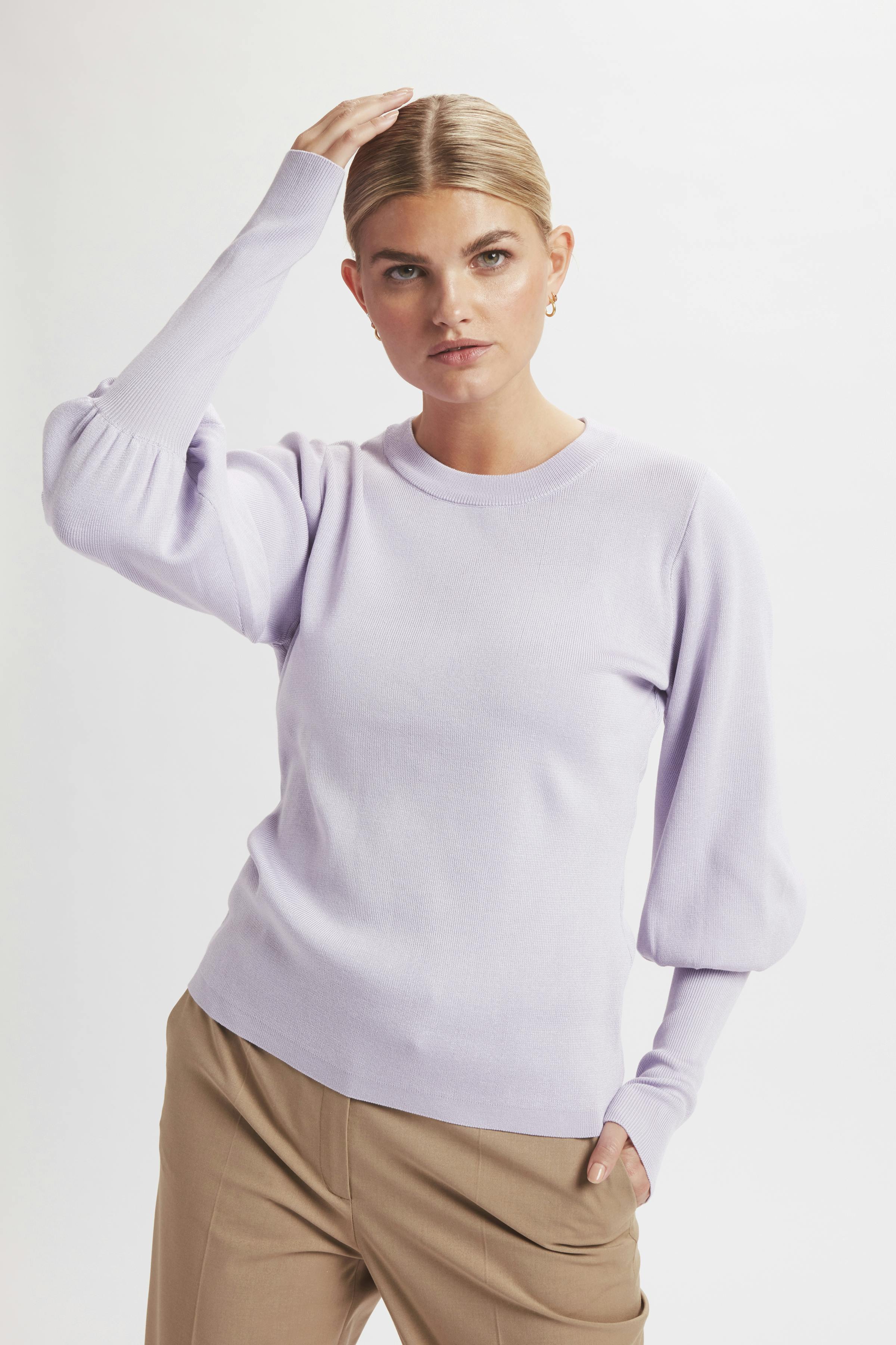 EaKB Knitted pullover LOOKBOOK FRONT 10103265-143812