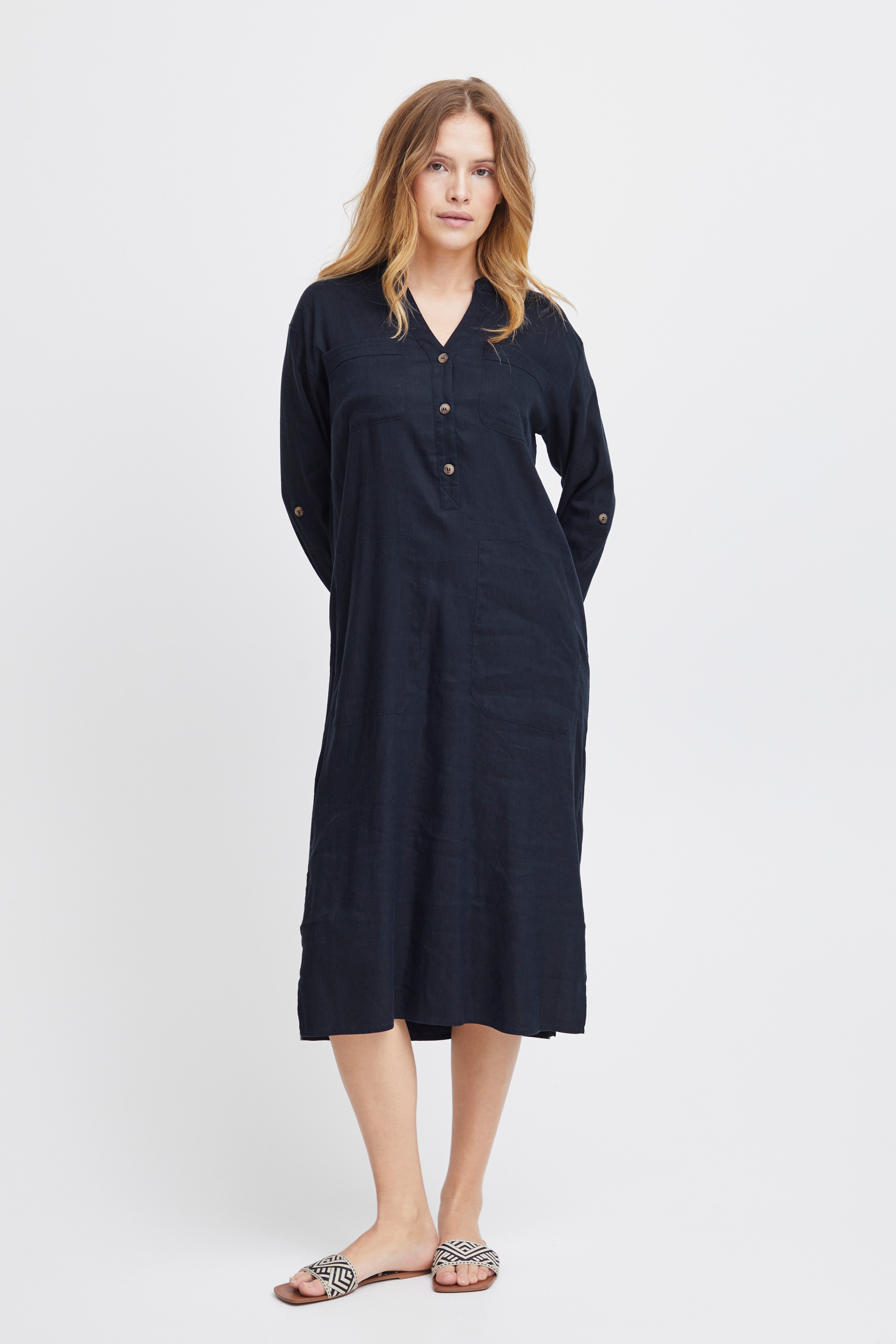PZLUCA Kjole LOOKBOOK FRONT 50208023-194020