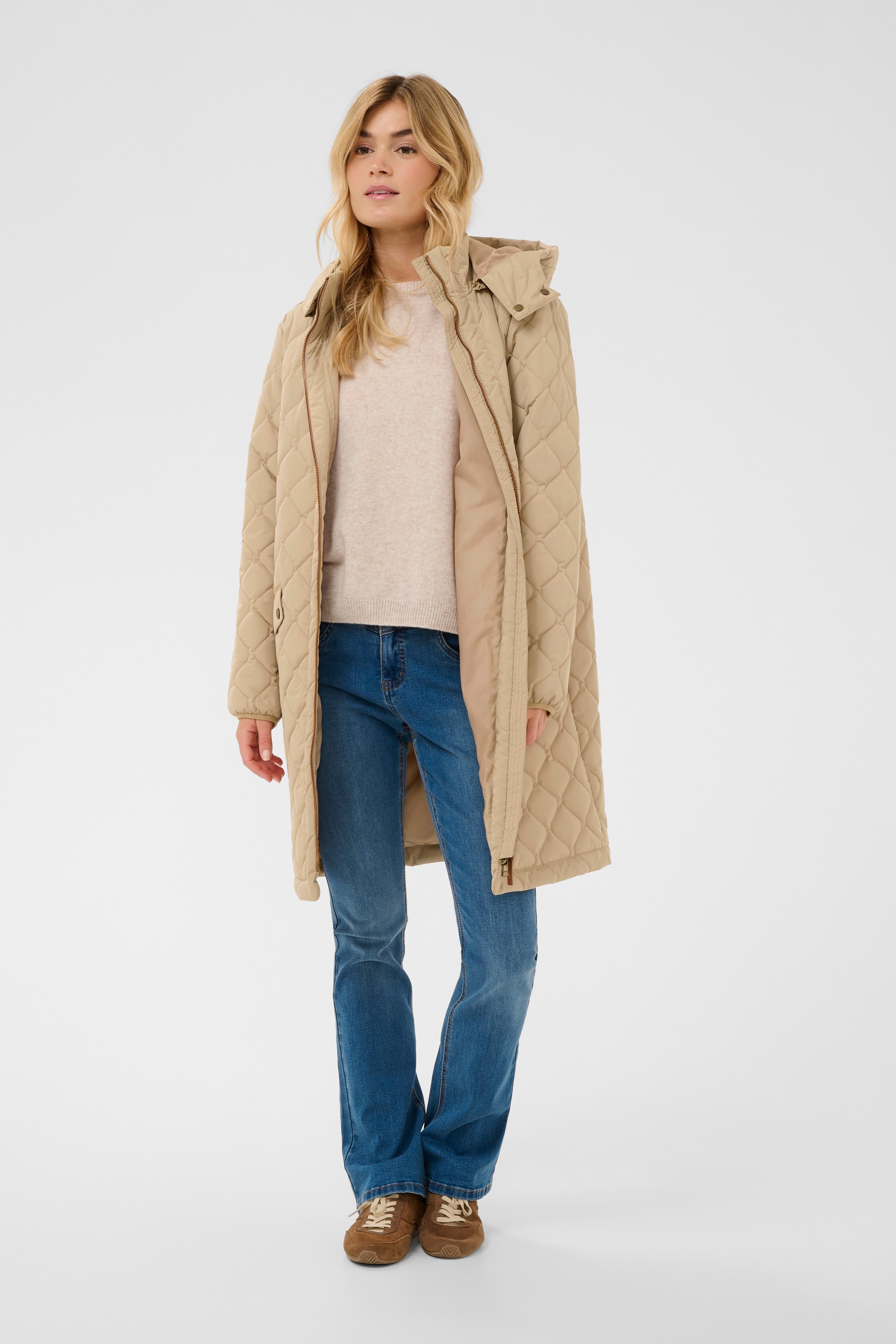 CRArwen Outerwear LOOKBOOK FRONT 10612773-171312