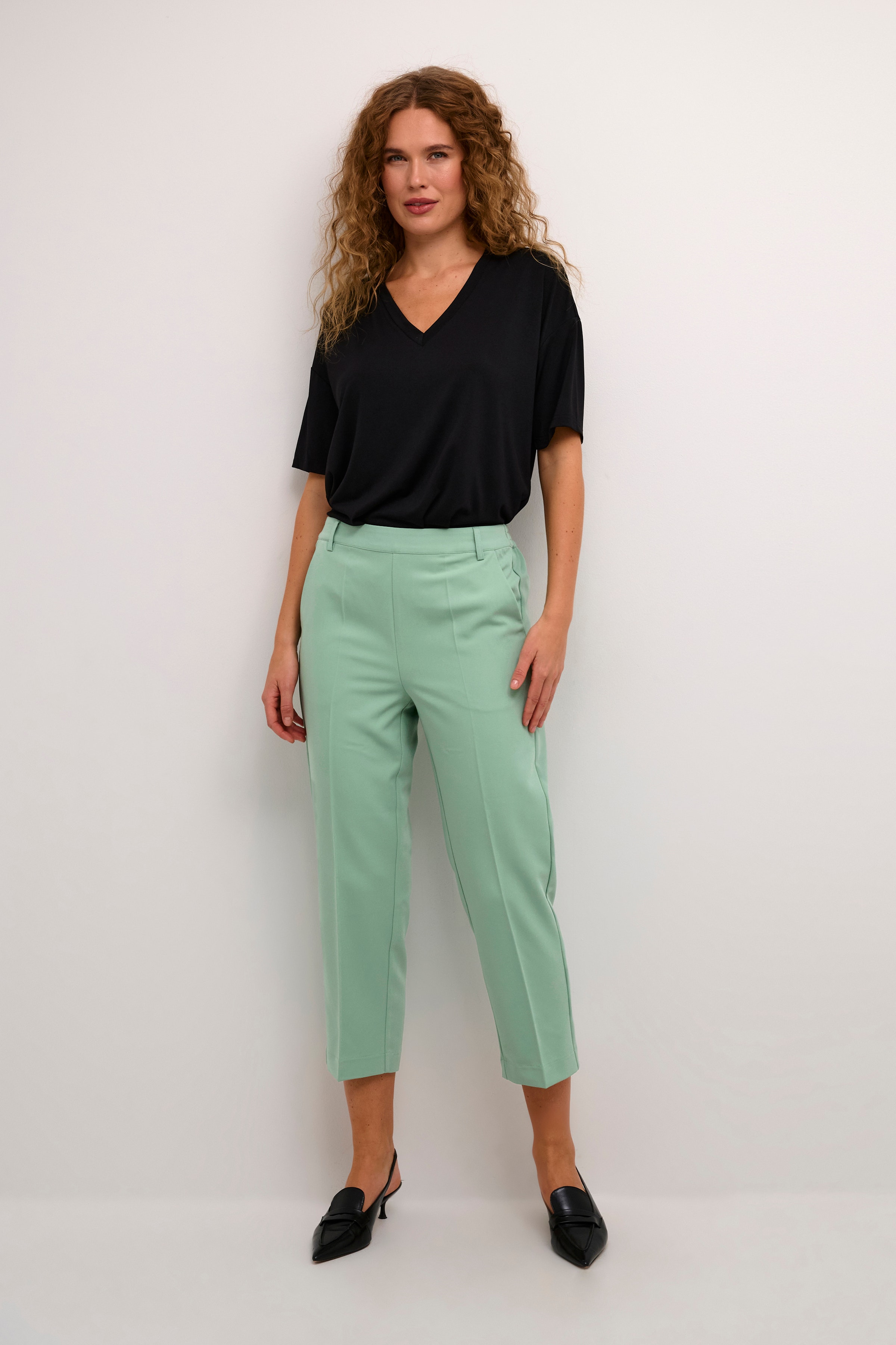 KAsakura Trousers LOOKBOOK FRONT 10506127-165907