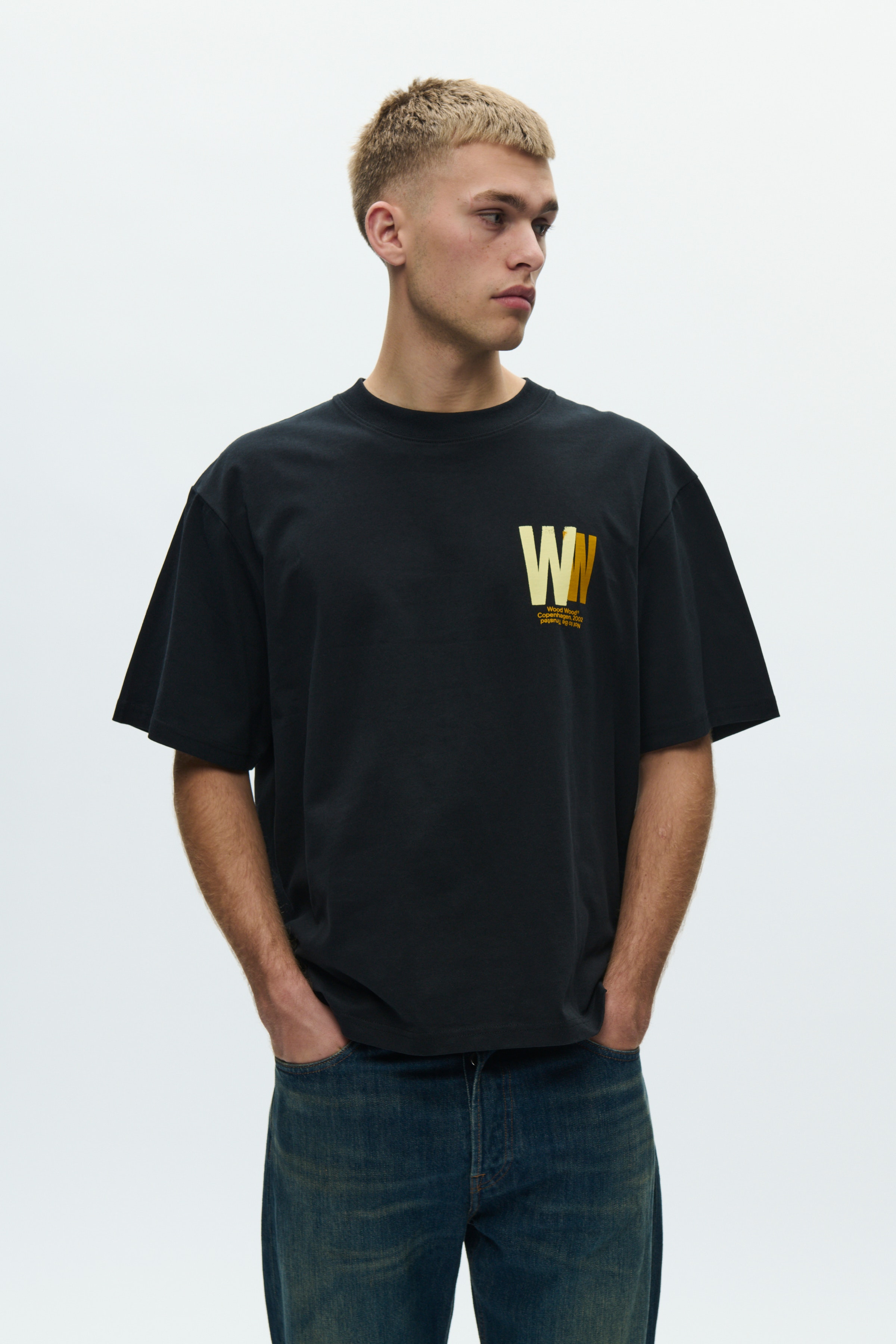 WWGary T-shirt LOOKBOOK FRONT 30251997-303700