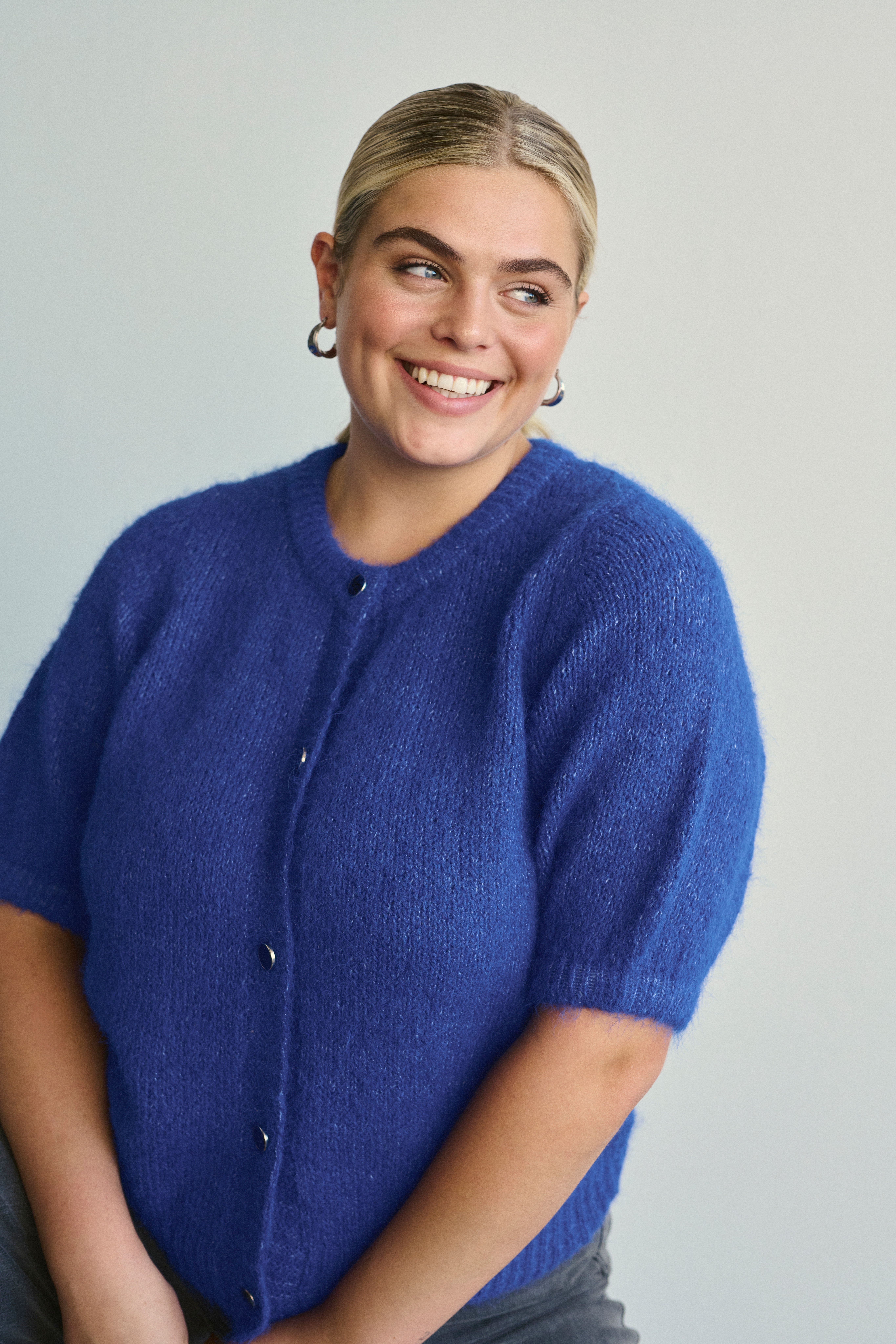 KCemilia Cardigan LOCATION NONE 10583437-193952