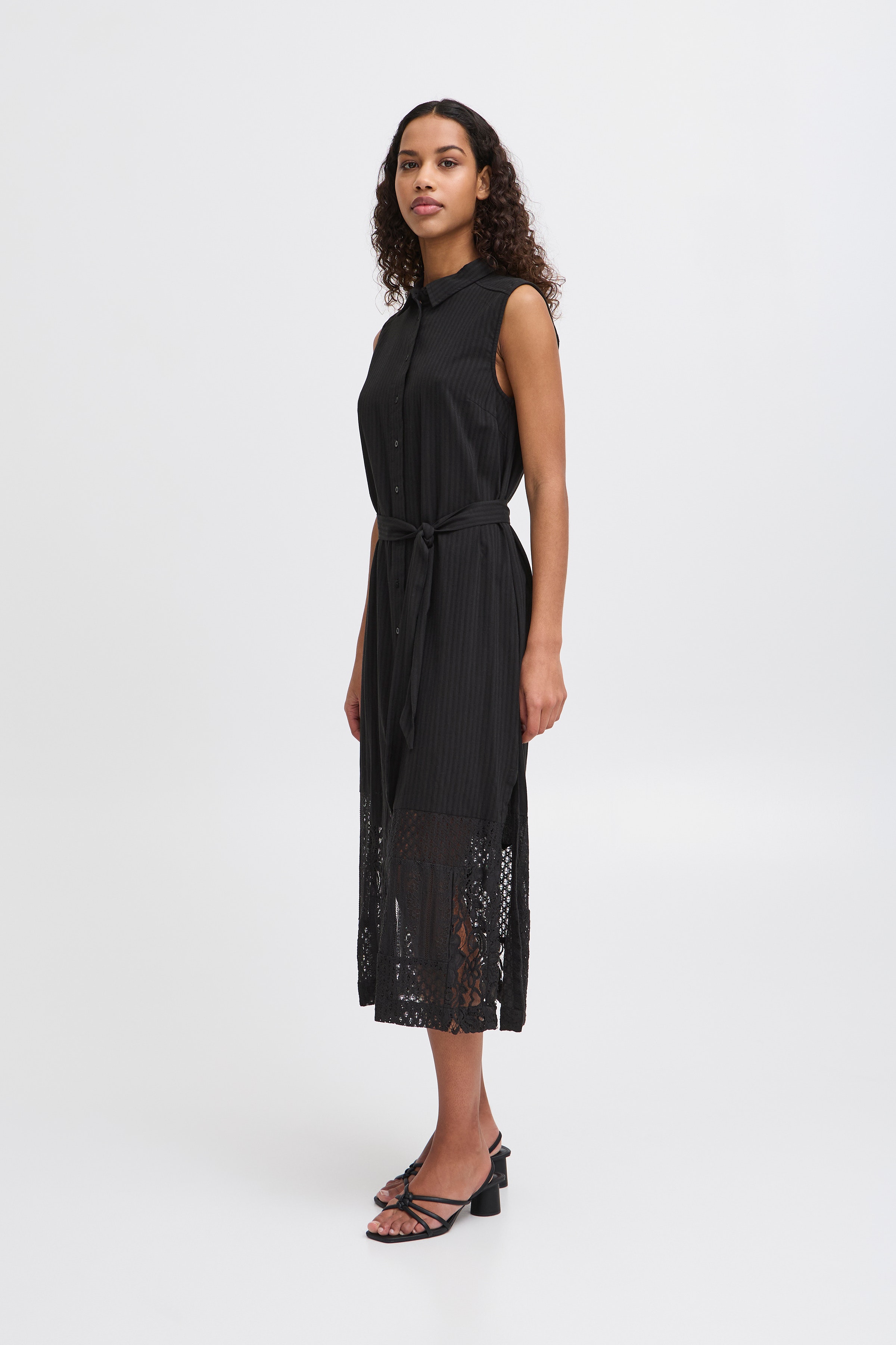 IHMARILA Kjole LOOKBOOK FRONT 20122863-194008