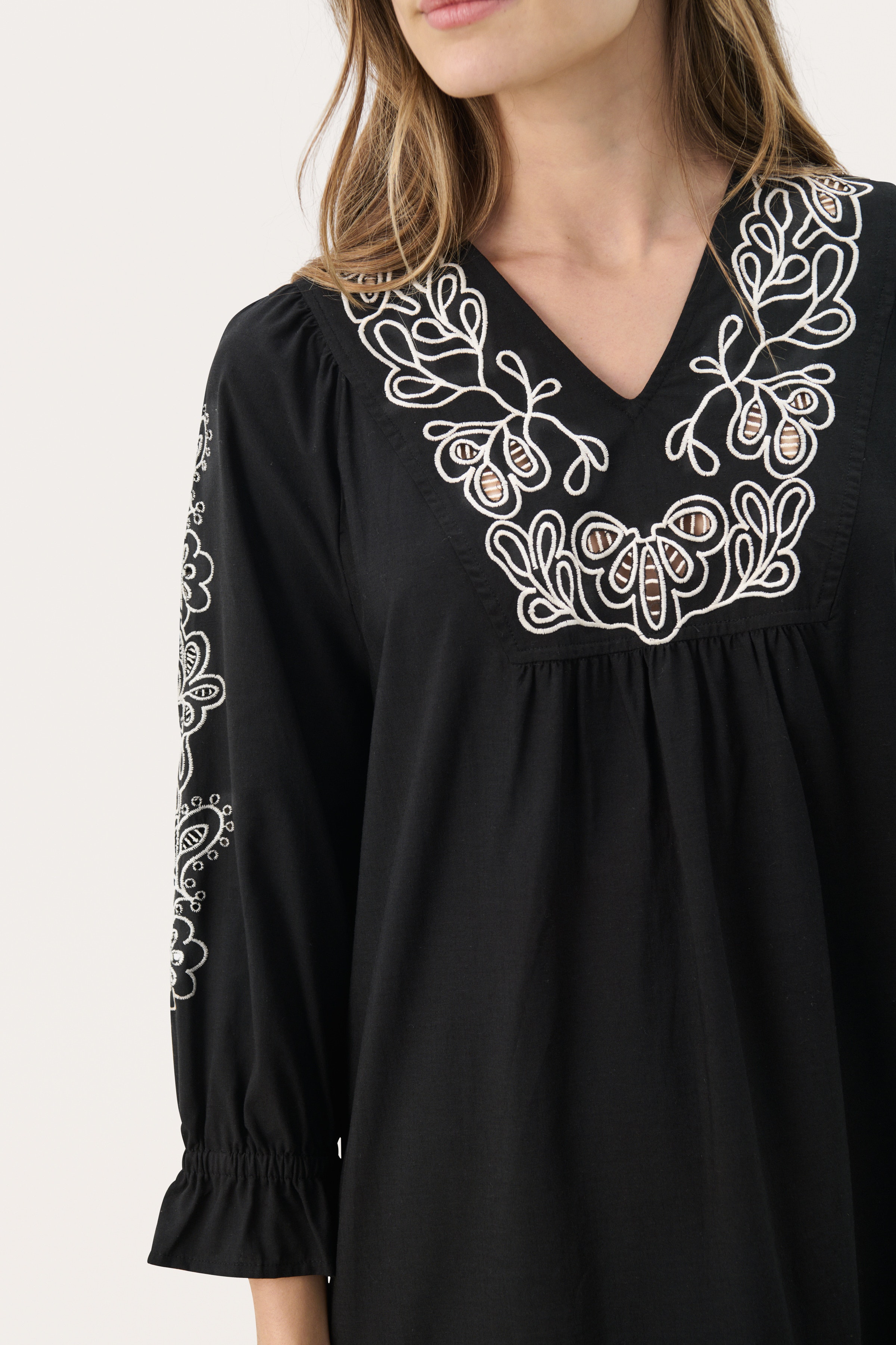 NuraPW Kleid LOOKBOOK DETAIL 30309404-194008